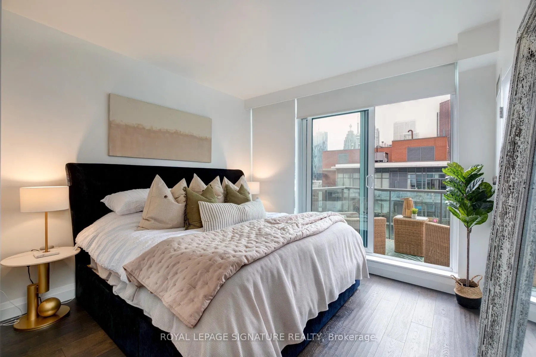 Photo 16 of Unit 1202, 333 Adelaide Street E, Toronto, Moss Park — HOMEH