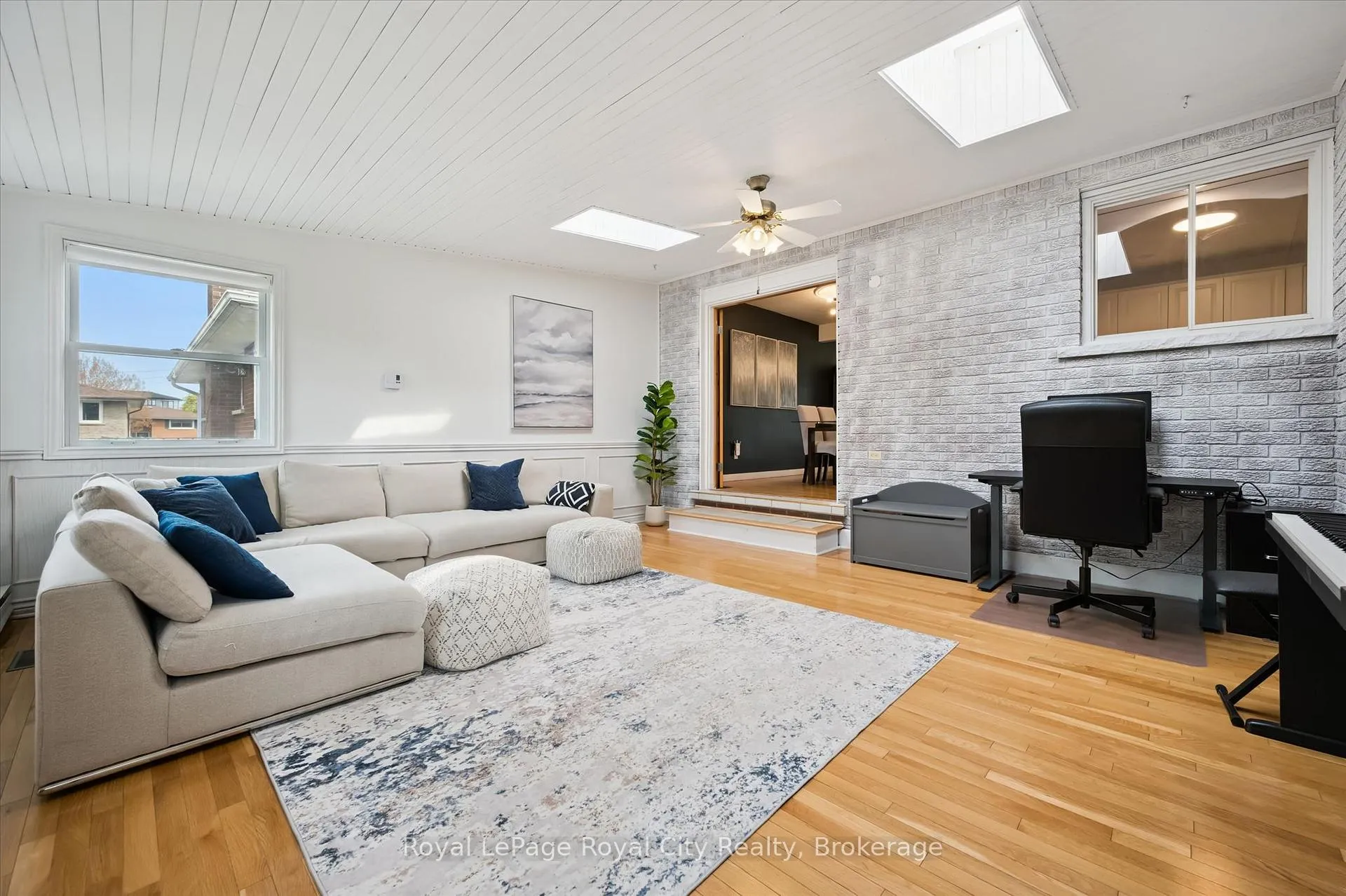 Photo 29 of 637 Cedargrove Place, Waterloo — HOMEH