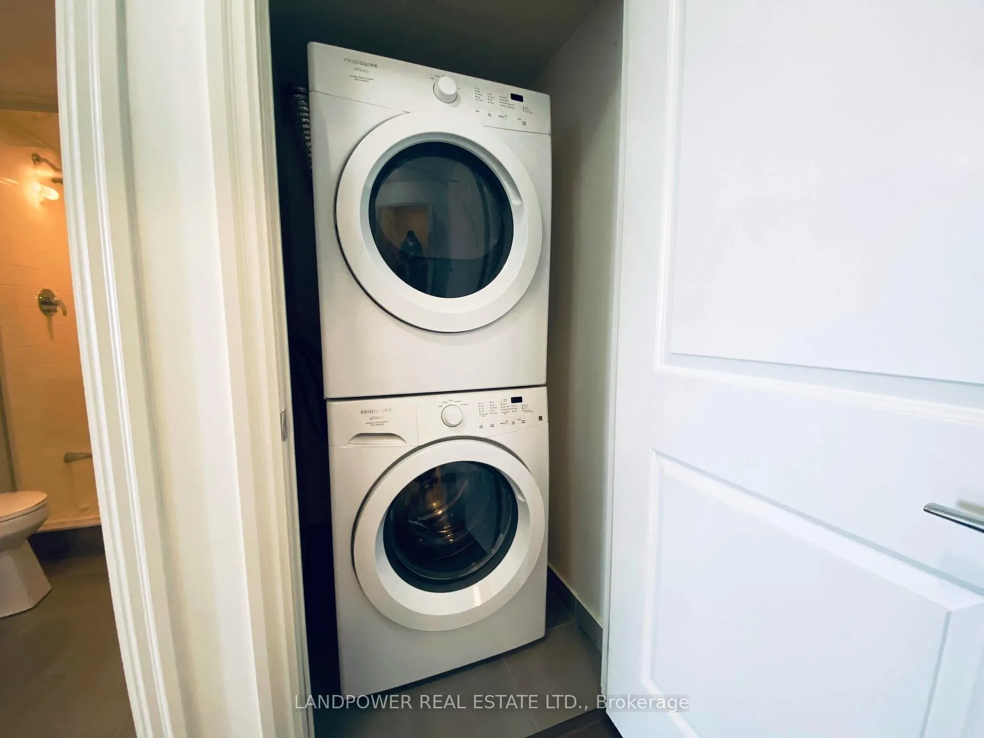 Photo 12 of Unit 510E, 8110 Birchmount Road, Markham, Unionville — HOMEH