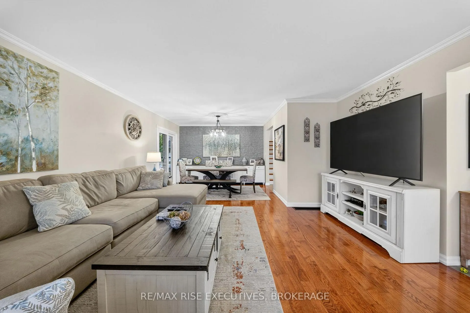 Photo 5 of 931 Lincoln Drive, Kingston, South of Taylor-Kidd Blvd — HOMEH