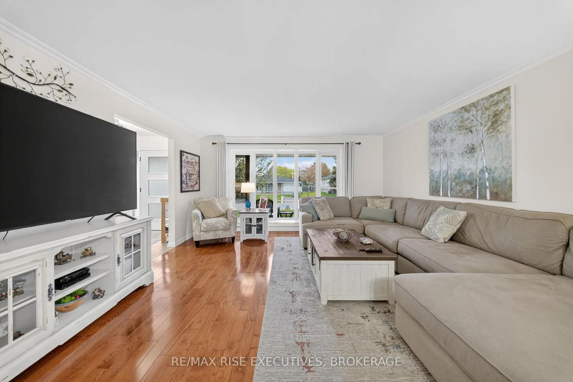 Photo 7 of 931 Lincoln Drive, Kingston, South of Taylor-Kidd Blvd — HOMEH