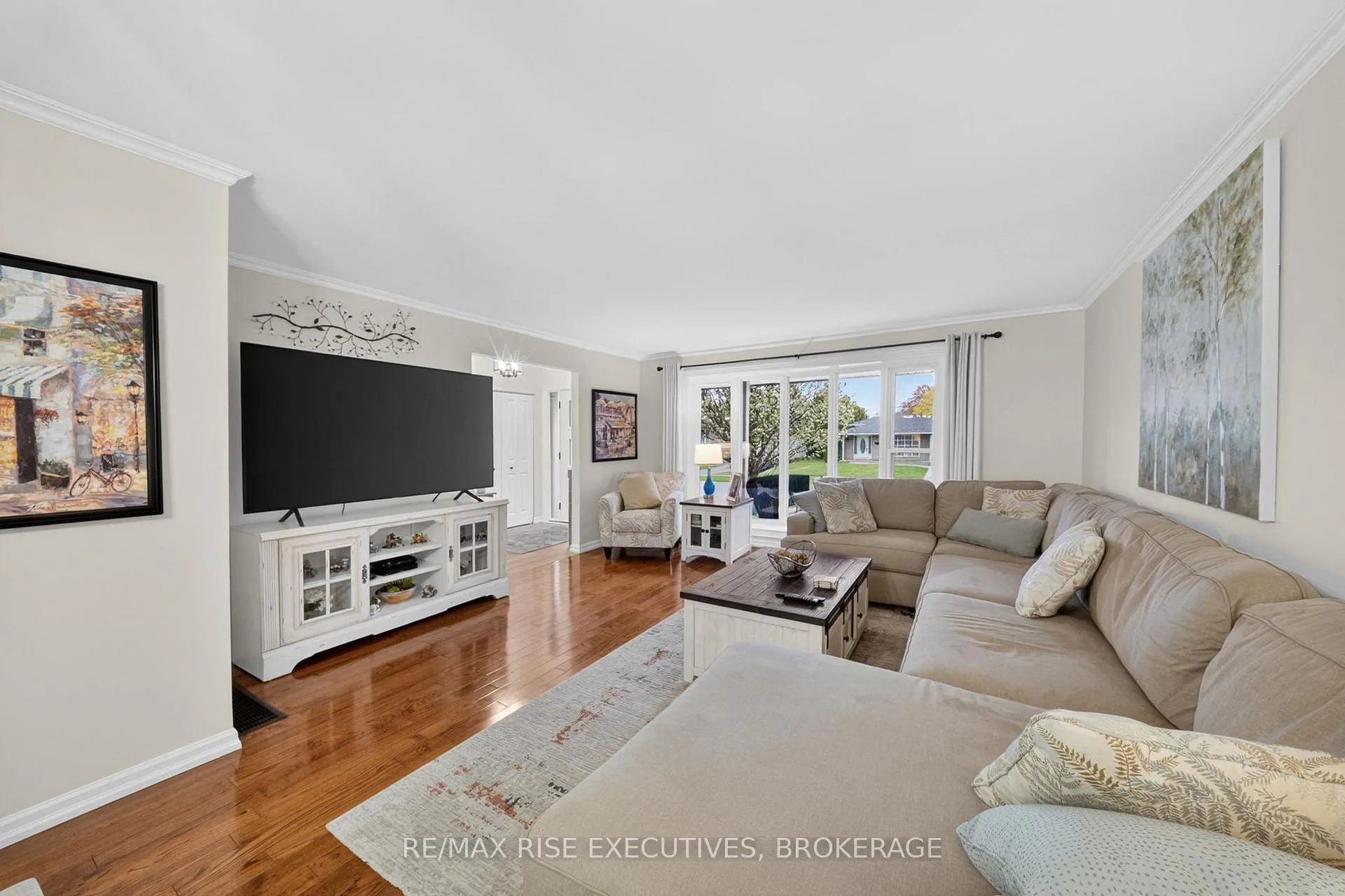 Photo 8 of 931 Lincoln Drive, Kingston, South of Taylor-Kidd Blvd — HOMEH