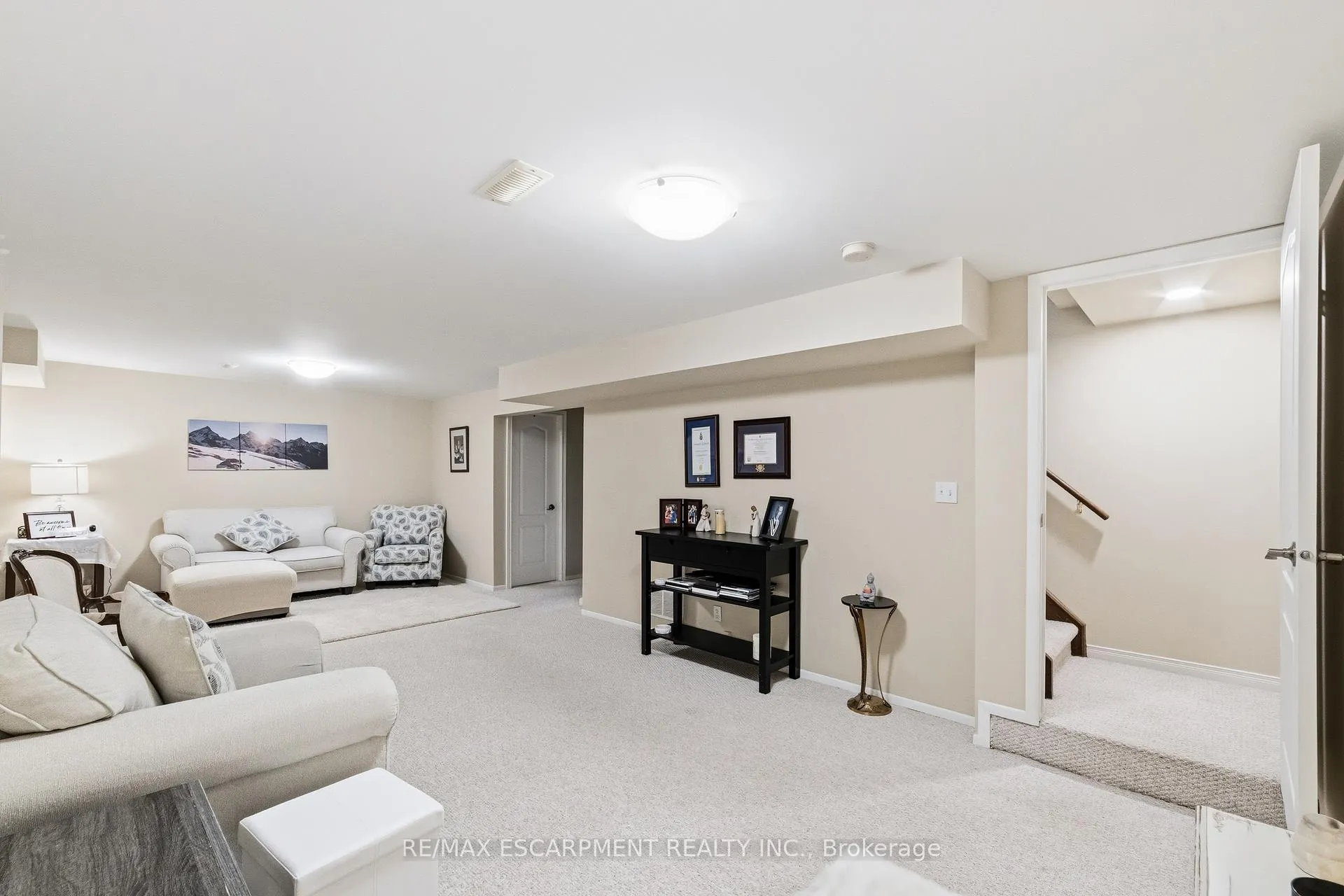 Photo 20 of Unit 6, 24 Kenyon Crescent, Grimsby, Grimsby East — HOMEH