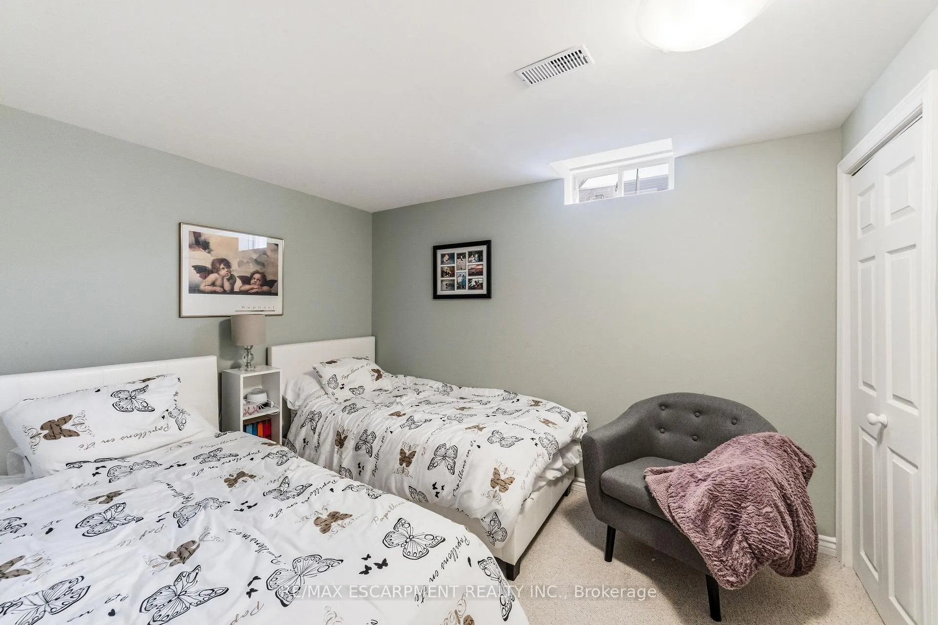Photo 25 of Unit 6, 24 Kenyon Crescent, Grimsby, Grimsby East — HOMEH