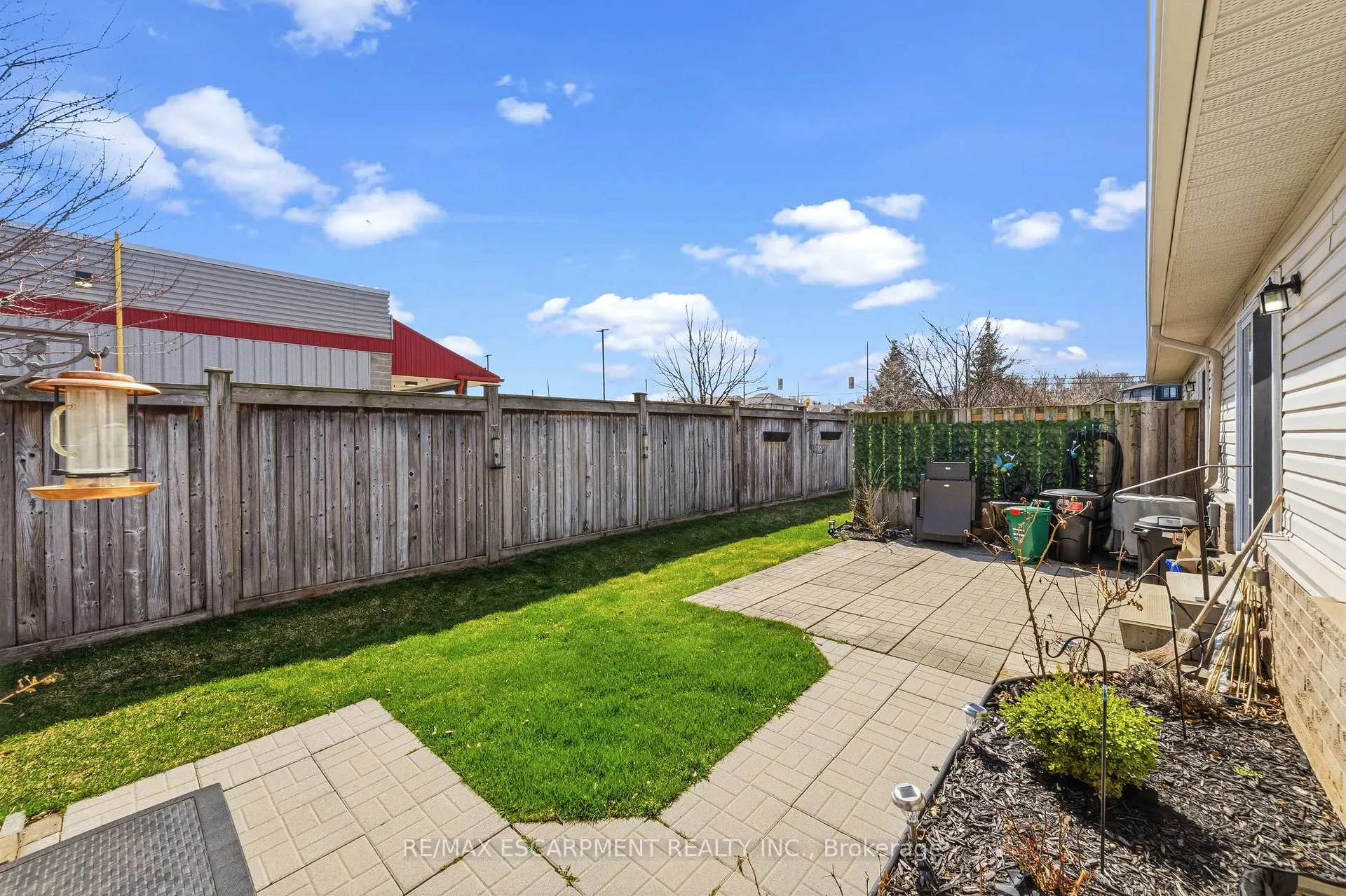 Photo 30 of Unit 6, 24 Kenyon Crescent, Grimsby, Grimsby East — HOMEH