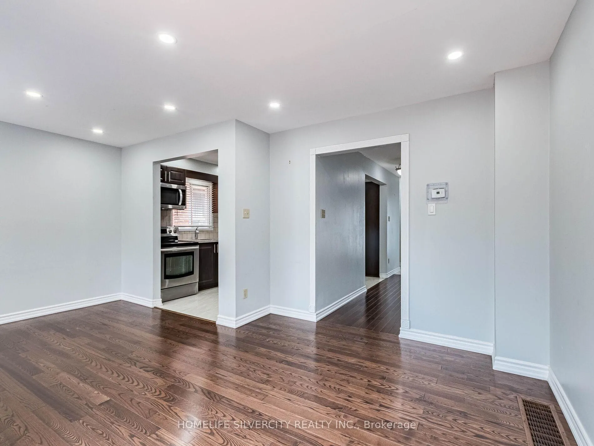 Photo 10 of Unit 1, 30 Castlehill Road, Brampton, Northwood Park — HOMEH