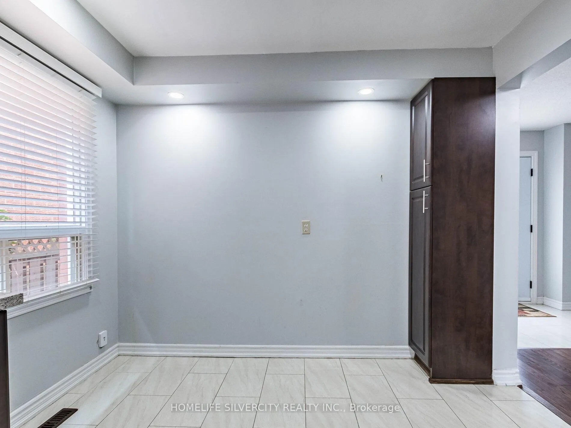 Photo 22 of Unit 1, 30 Castlehill Road, Brampton, Northwood Park — HOMEH