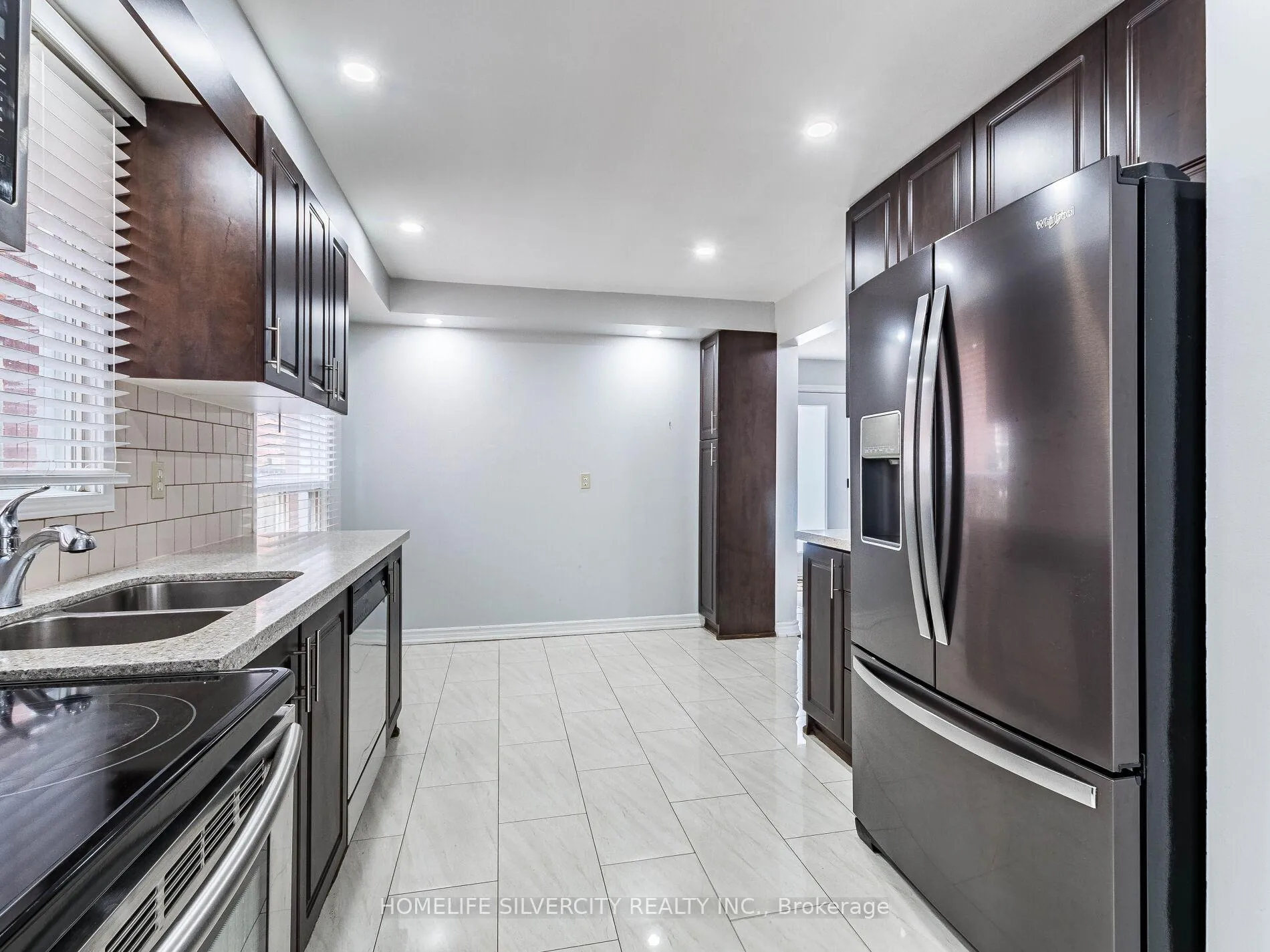 Photo 24 of Unit 1, 30 Castlehill Road, Brampton, Northwood Park — HOMEH