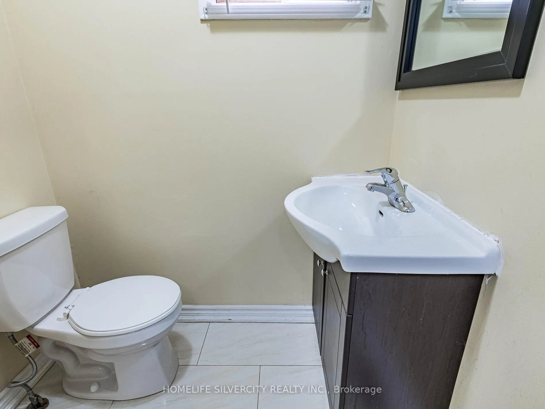 Photo 27 of Unit 1, 30 Castlehill Road, Brampton, Northwood Park — HOMEH