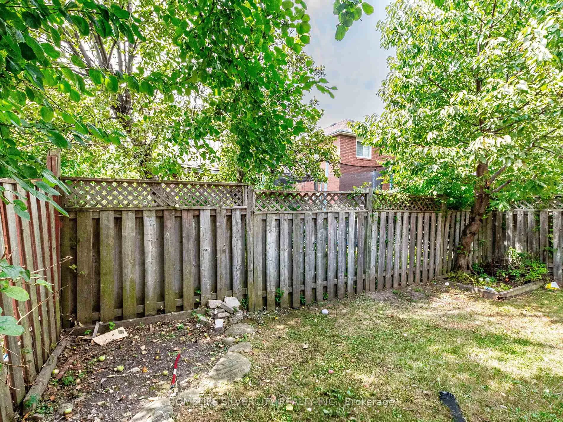 Photo 40 of Unit 1, 30 Castlehill Road, Brampton, Northwood Park — HOMEH