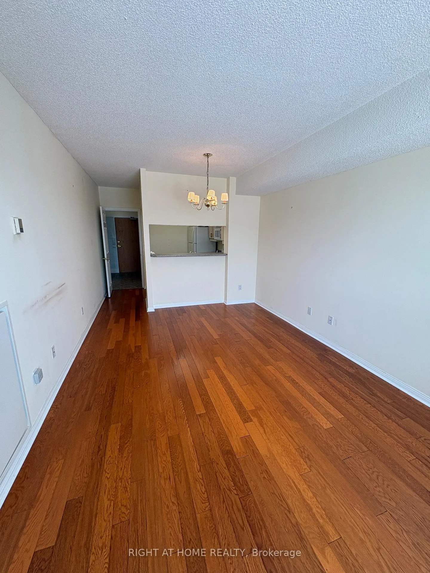 Photo 9 of Unit 403, 94 Dean Avenue, Barrie, Painswick South — HOMEH