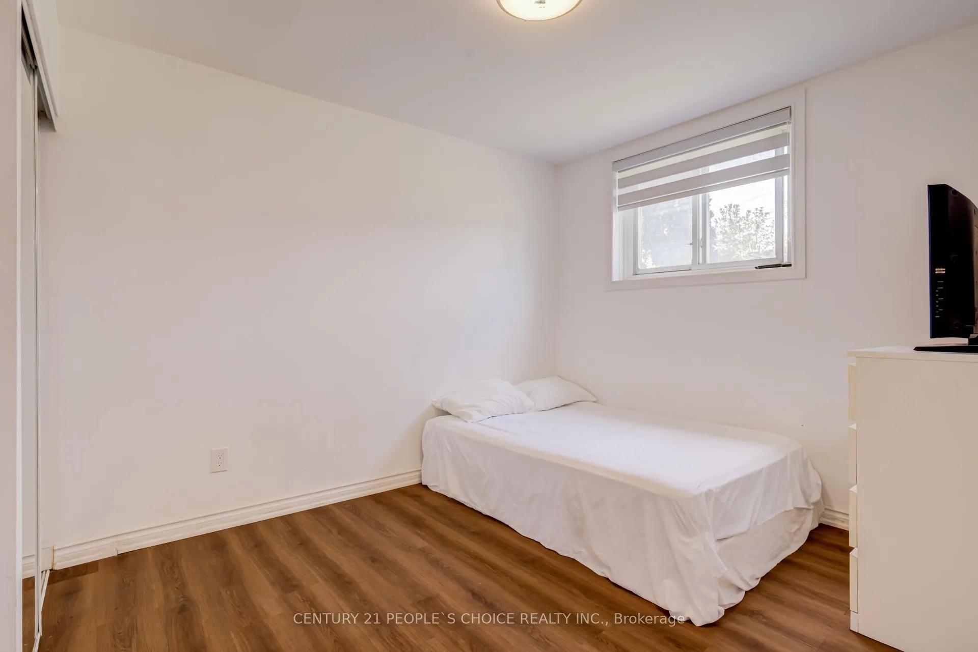 Photo 18 of 91 Golfdown Drive, Etobicoke, Elms-Old Rexdale — HOMEH