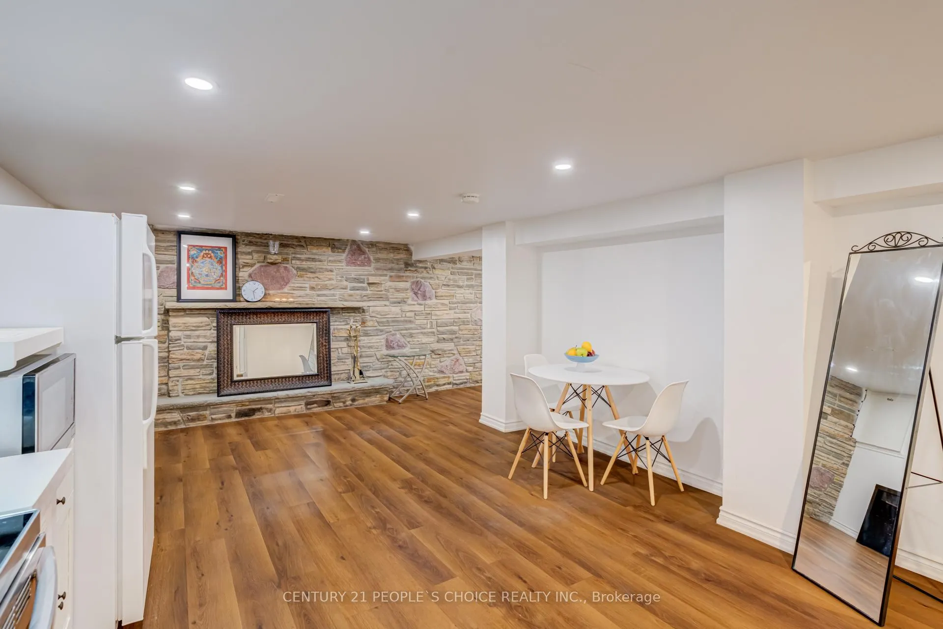 Photo 23 of 91 Golfdown Drive, Etobicoke, Elms-Old Rexdale — HOMEH