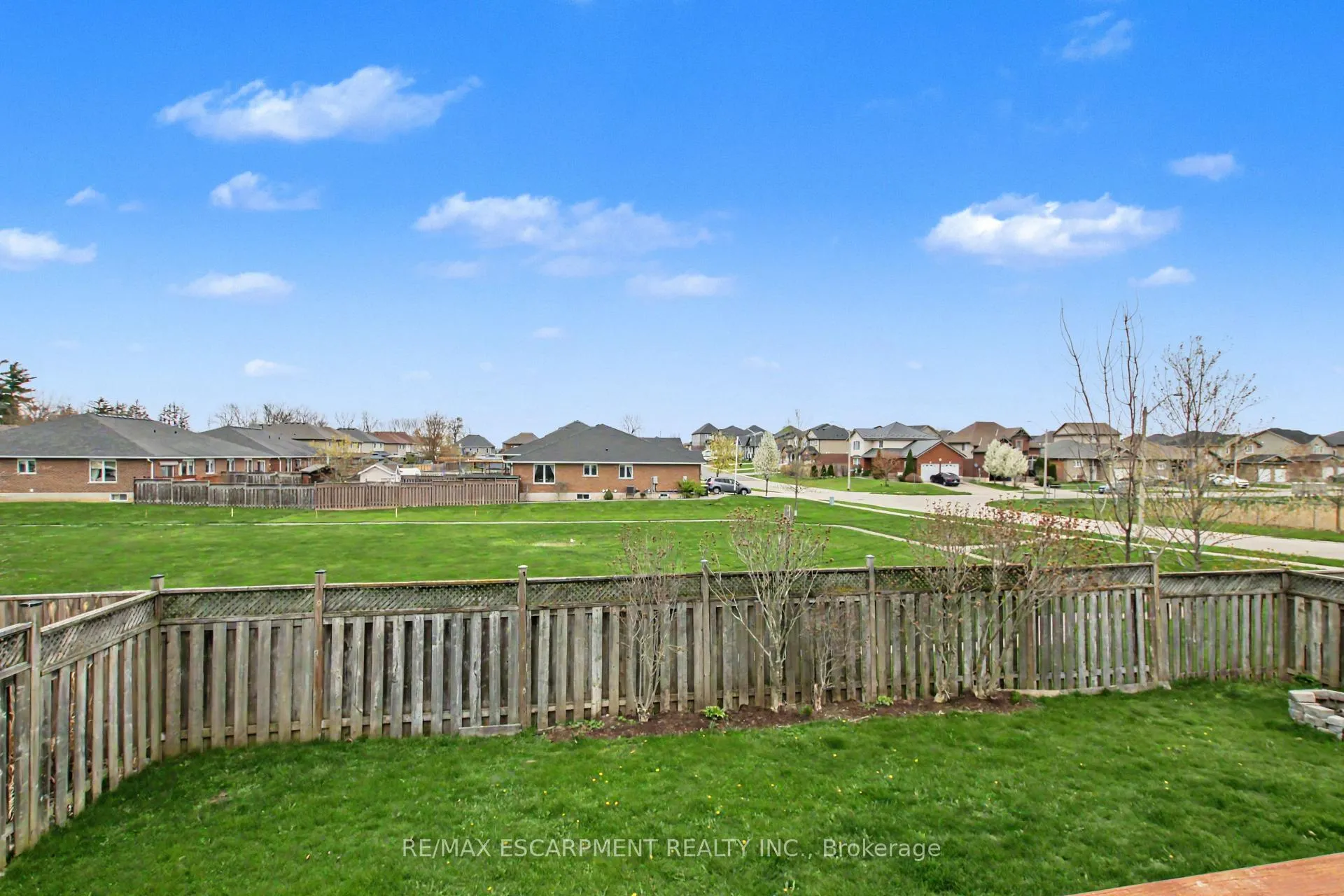 Photo 38 of 18 Poldon Drive, Norwich, Norwich Town — HOMEH