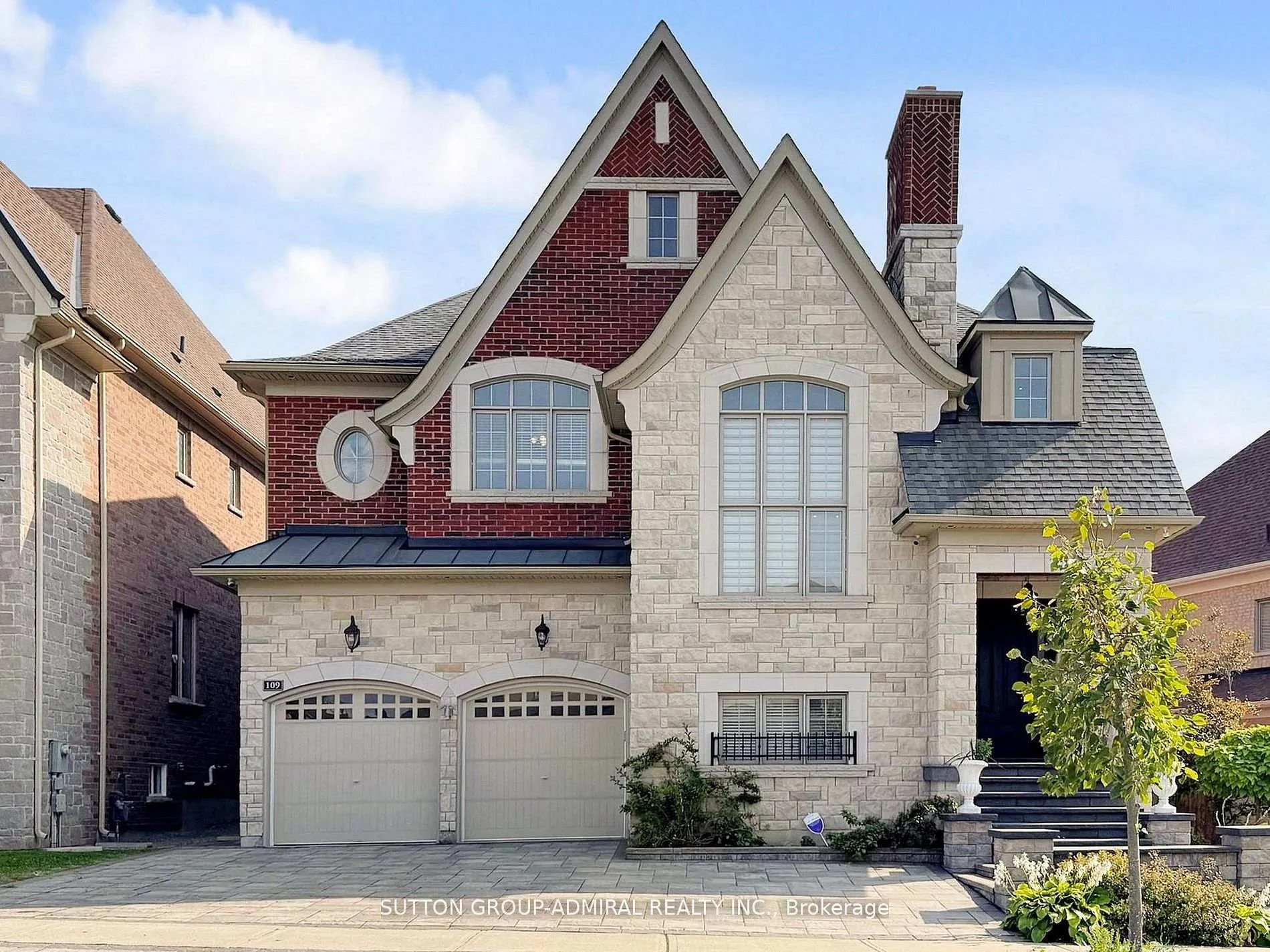 Photo 1 of 109 Farrell Road, Vaughan, Patterson — HOMEH