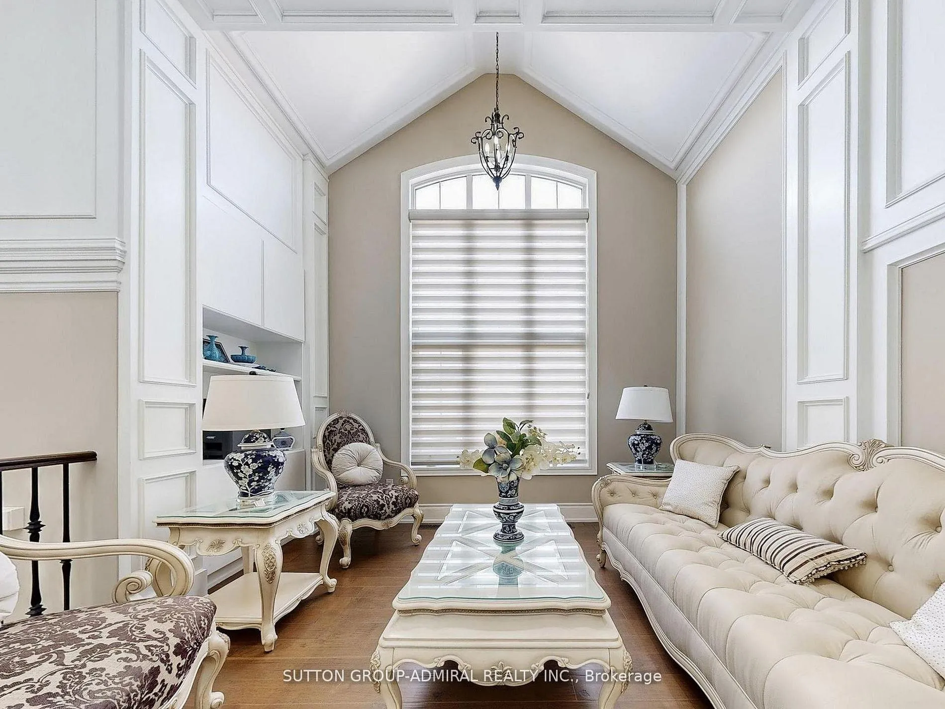 Photo 3 of 109 Farrell Road, Vaughan, Patterson — HOMEH