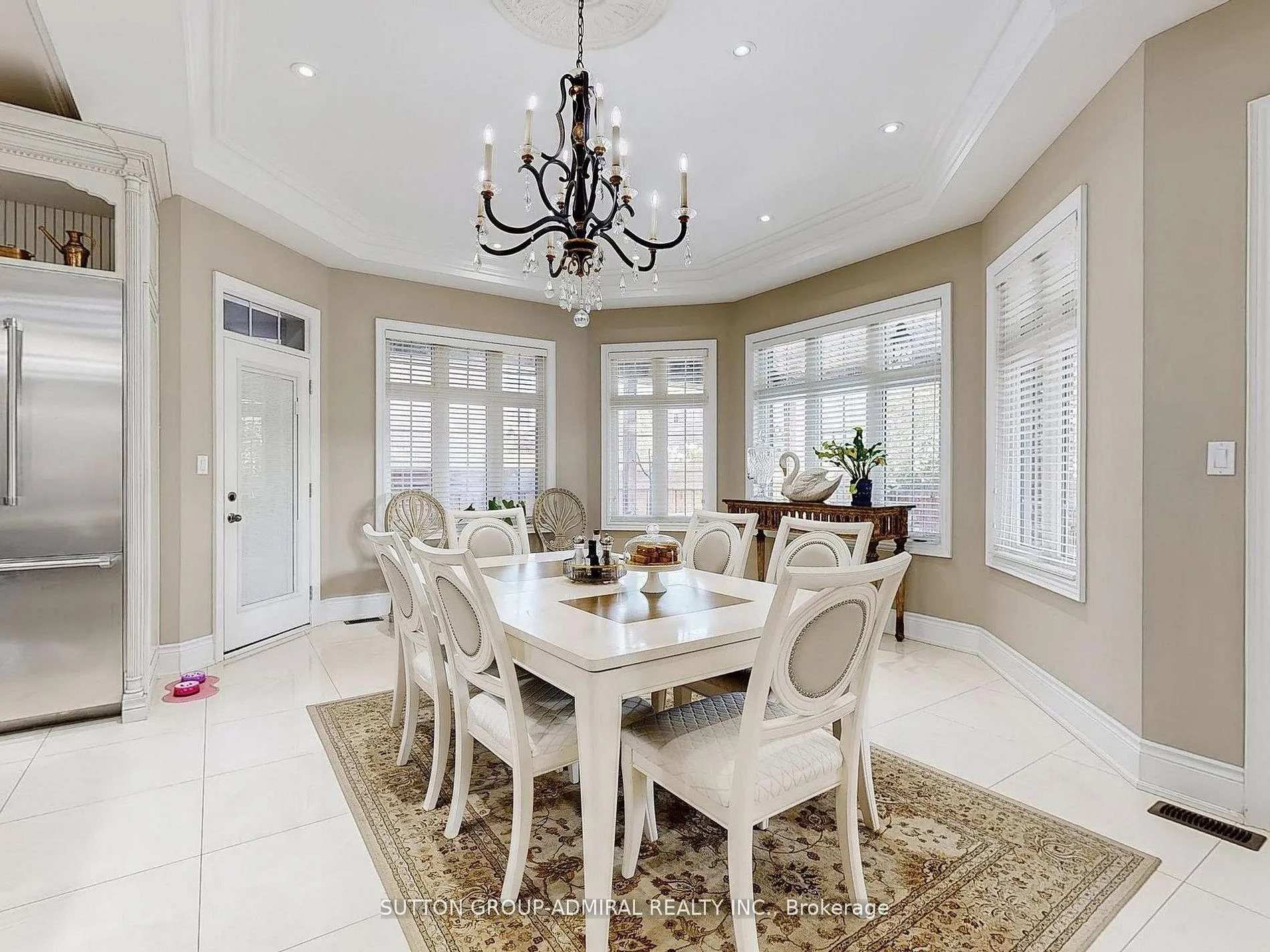 Photo 15 of 109 Farrell Road, Vaughan, Patterson — HOMEH