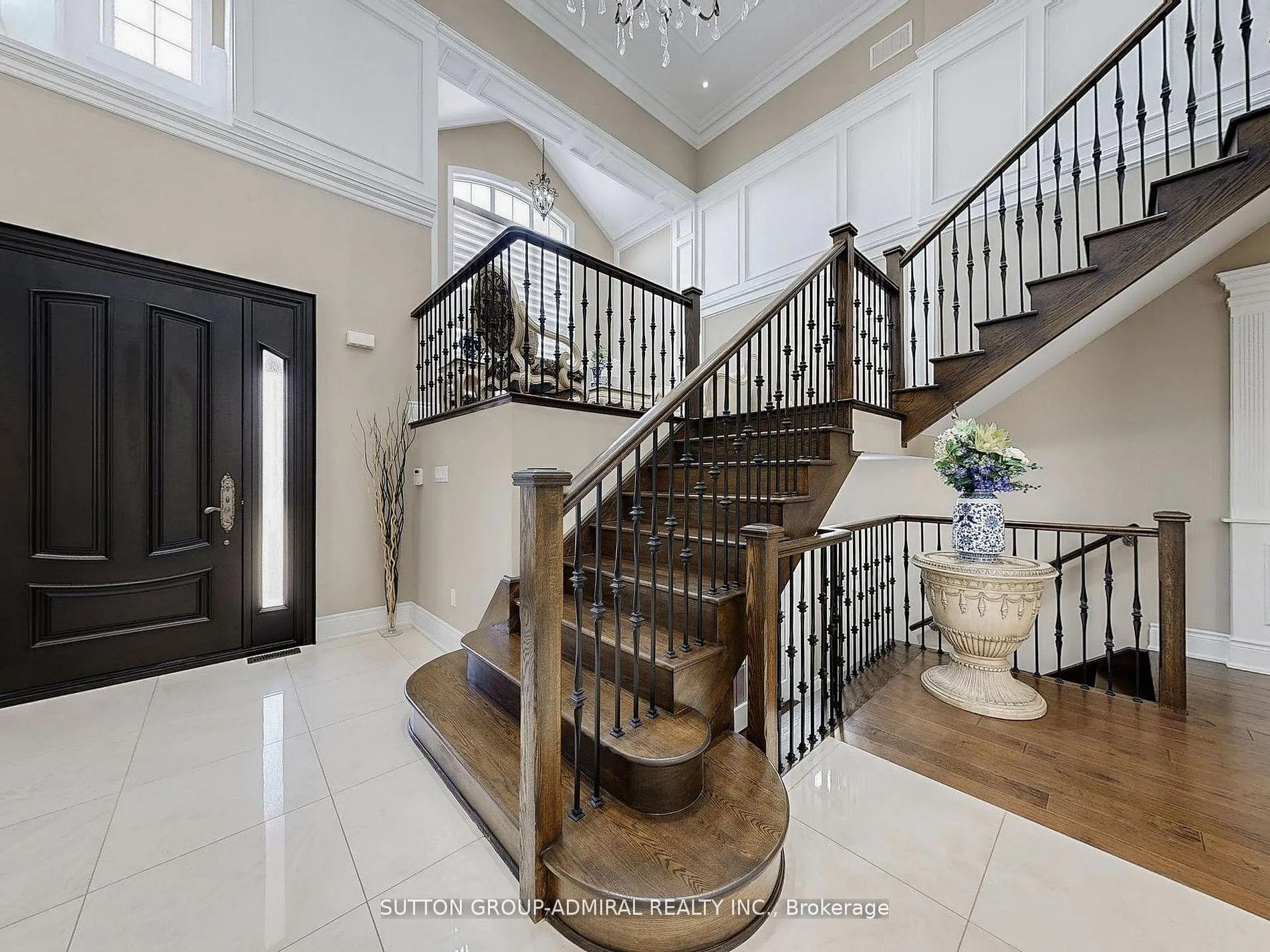 Photo 19 of 109 Farrell Road, Vaughan, Patterson — HOMEH