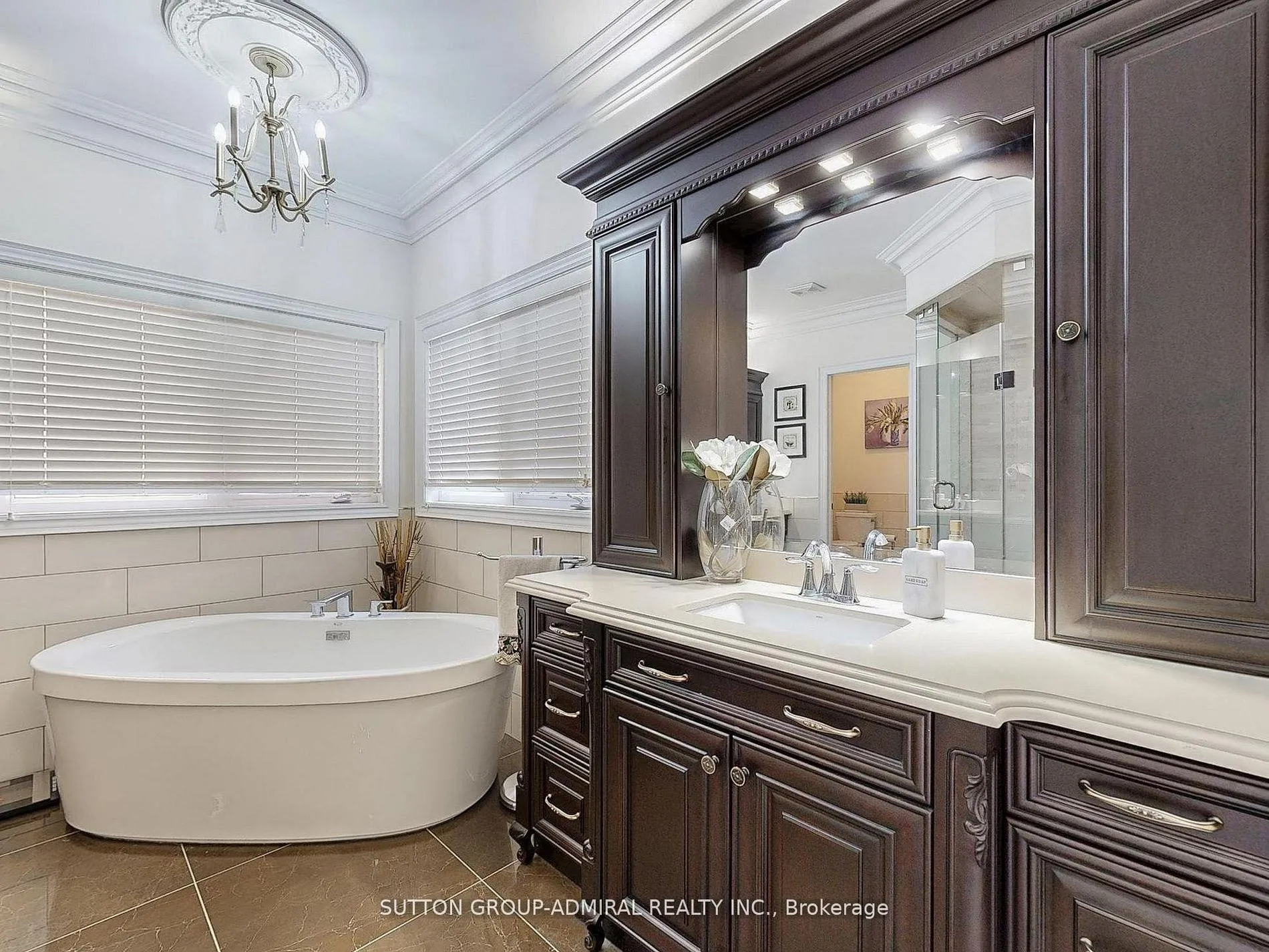 Photo 25 of 109 Farrell Road, Vaughan, Patterson — HOMEH