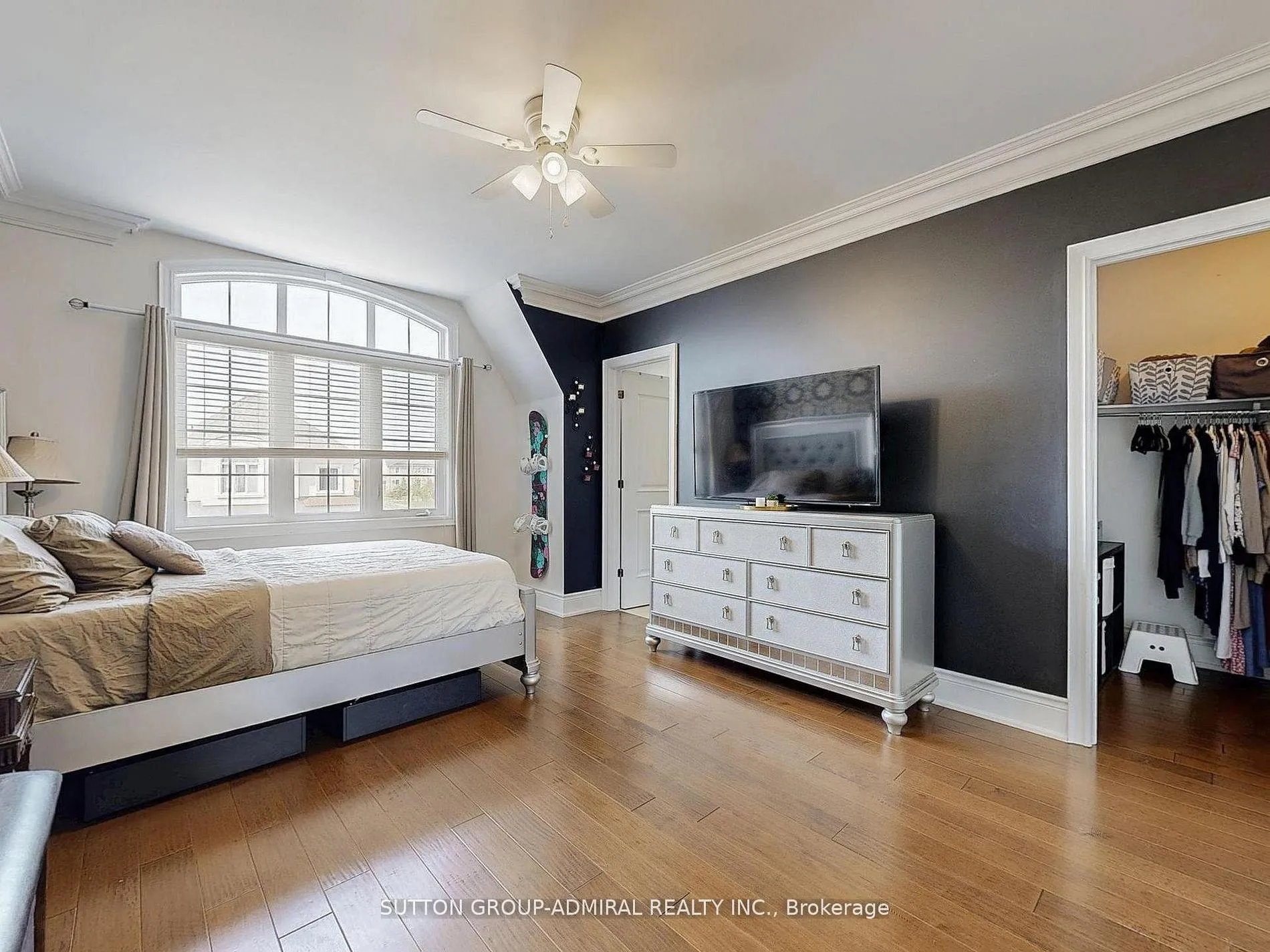 Photo 27 of 109 Farrell Road, Vaughan, Patterson — HOMEH