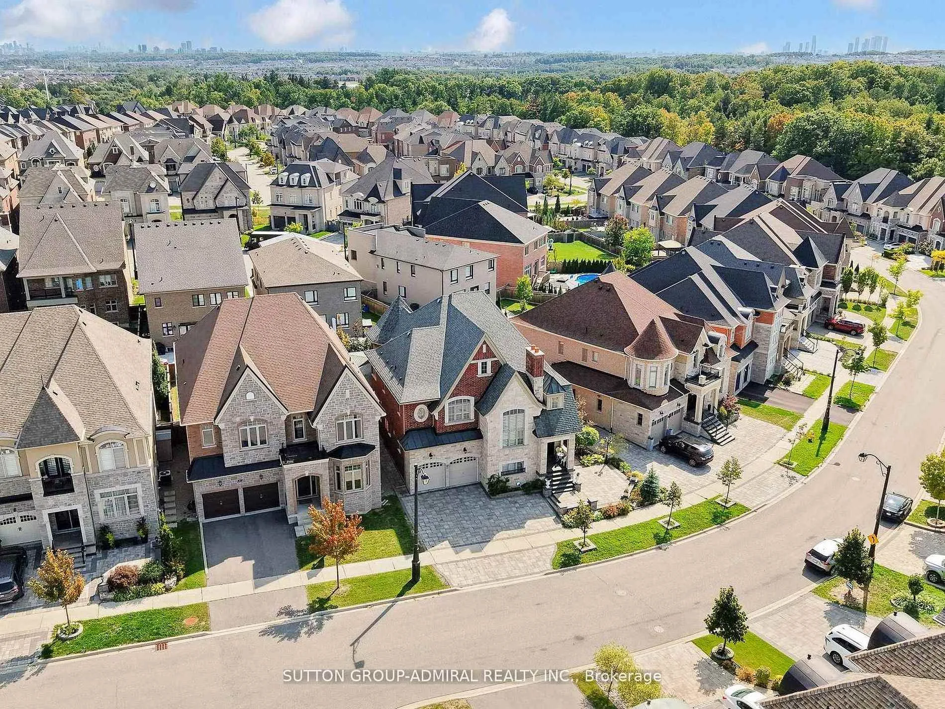 Photo 50 of 109 Farrell Road, Vaughan, Patterson — HOMEH