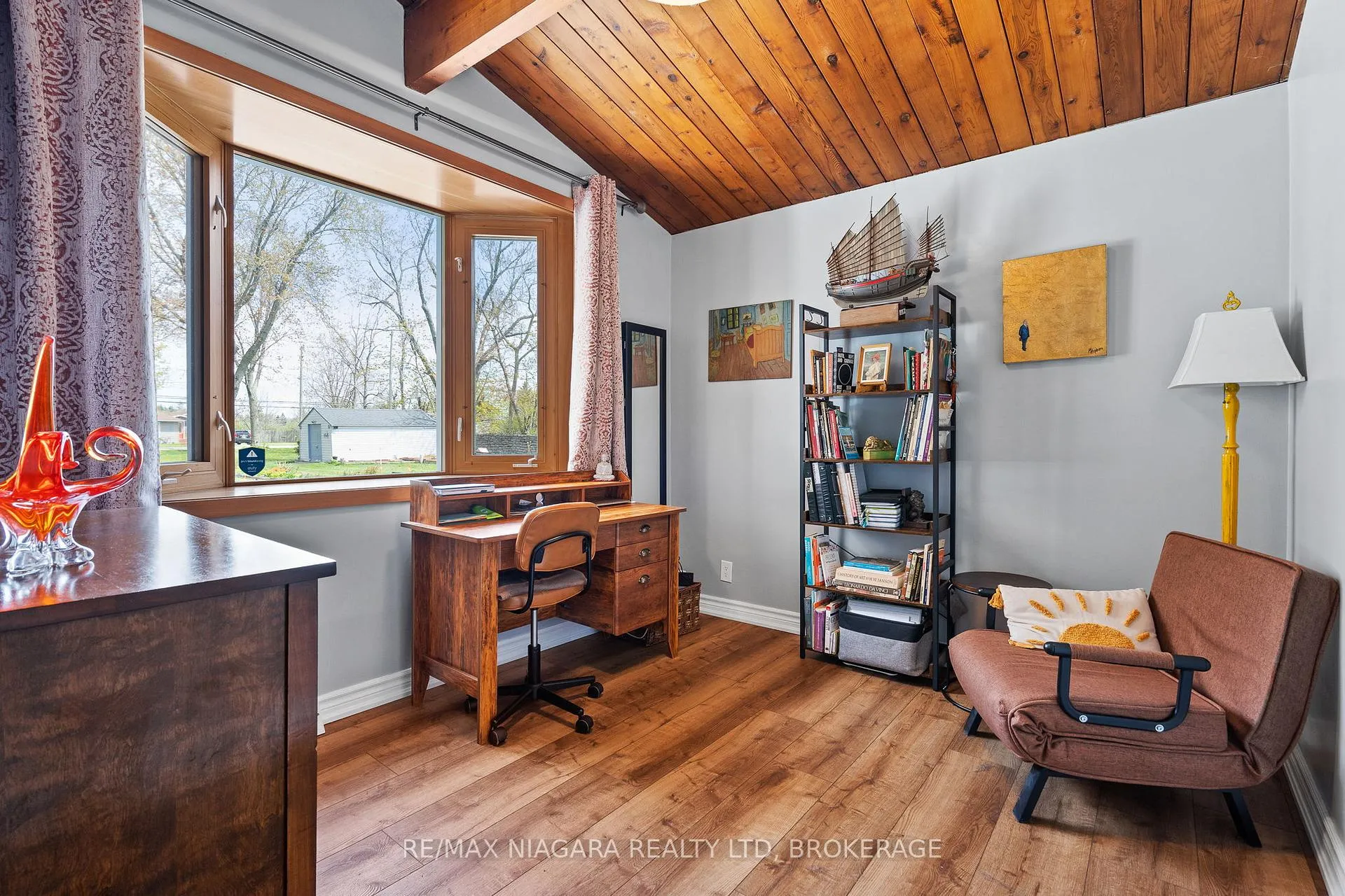 Photo 14 of 10825 Lakeshore Road W, Wainfleet, Lakeshore — HOMEH