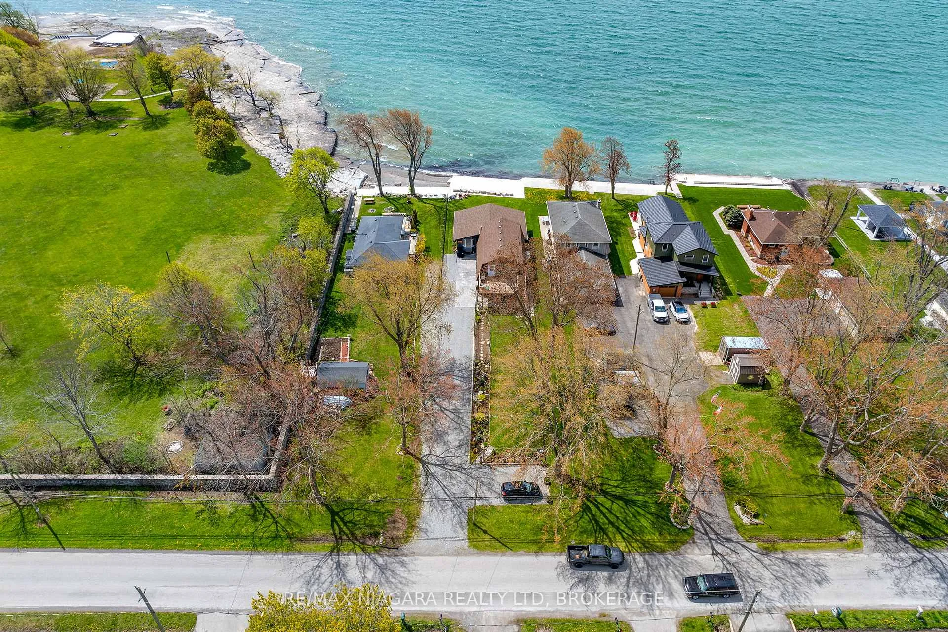 Photo 37 of 10825 Lakeshore Road W, Wainfleet, Lakeshore — HOMEH
