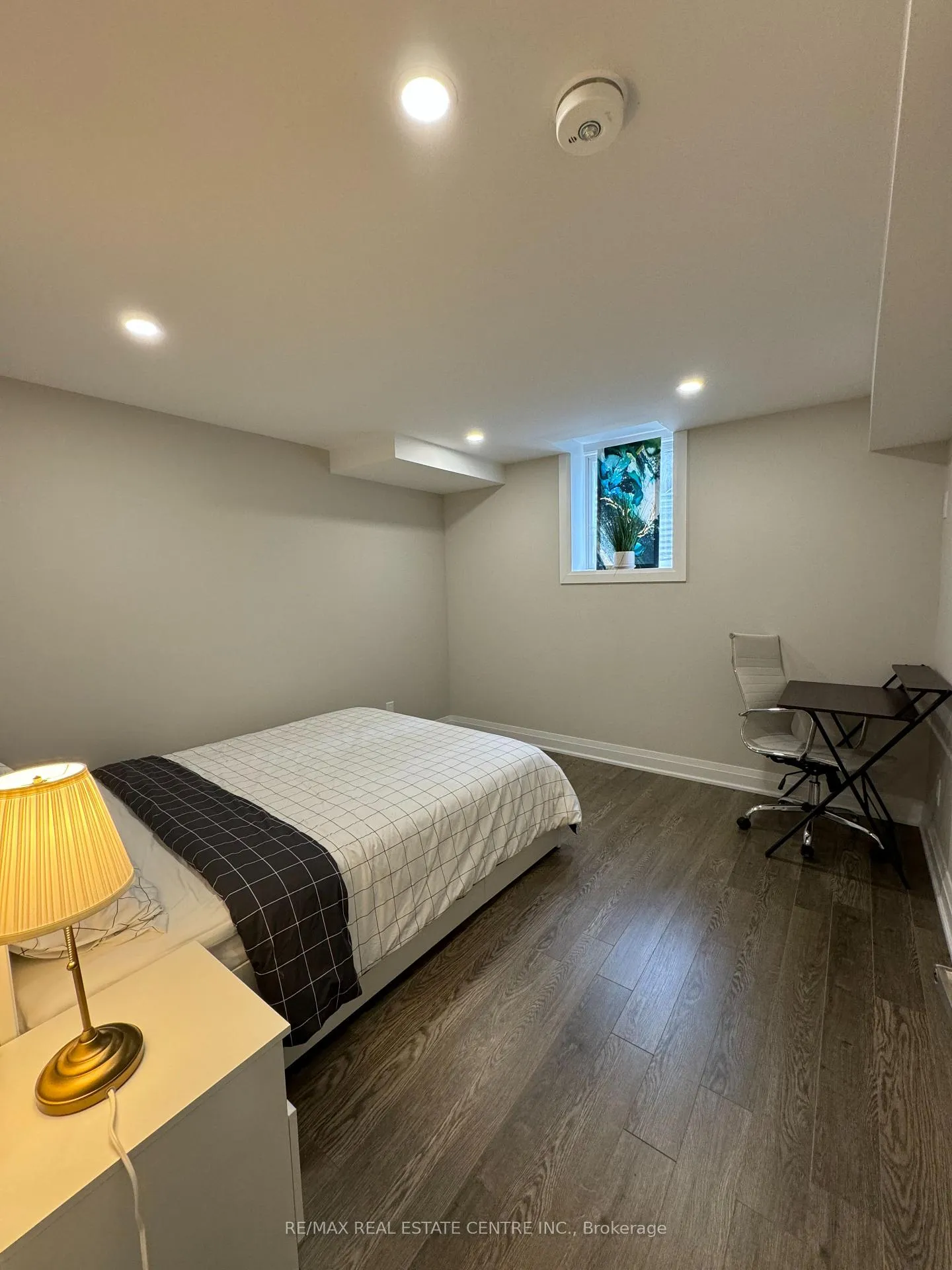 Photo 4 of 15 Cranbrook Crescent, Vaughan, Kleinburg — HOMEH