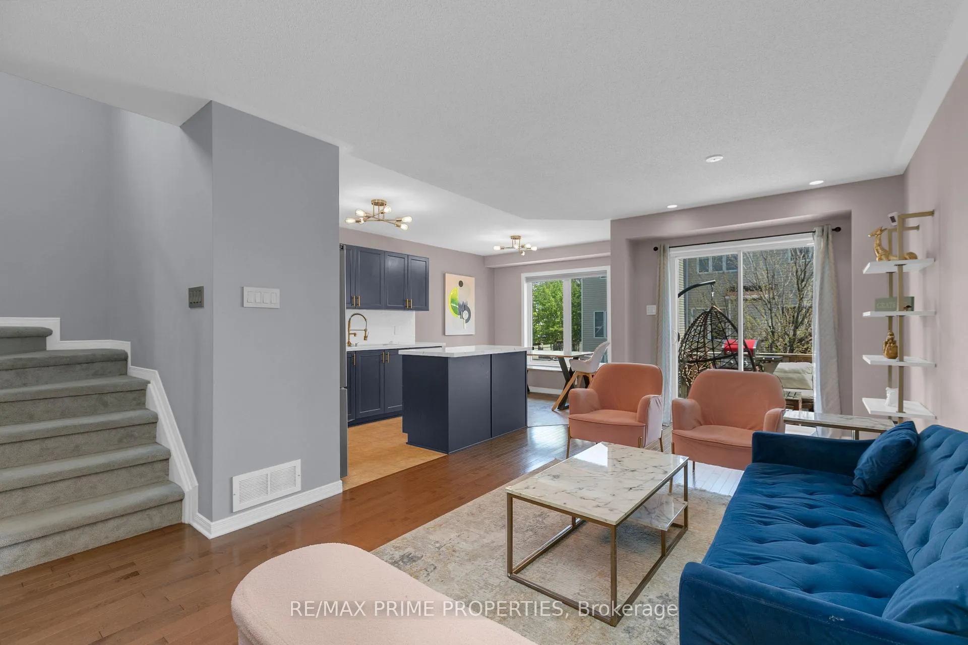 Photo 5 of 103 Freeport Drive, Ottawa, Kanata - Emerald Meadows/Trailwest — HOMEH