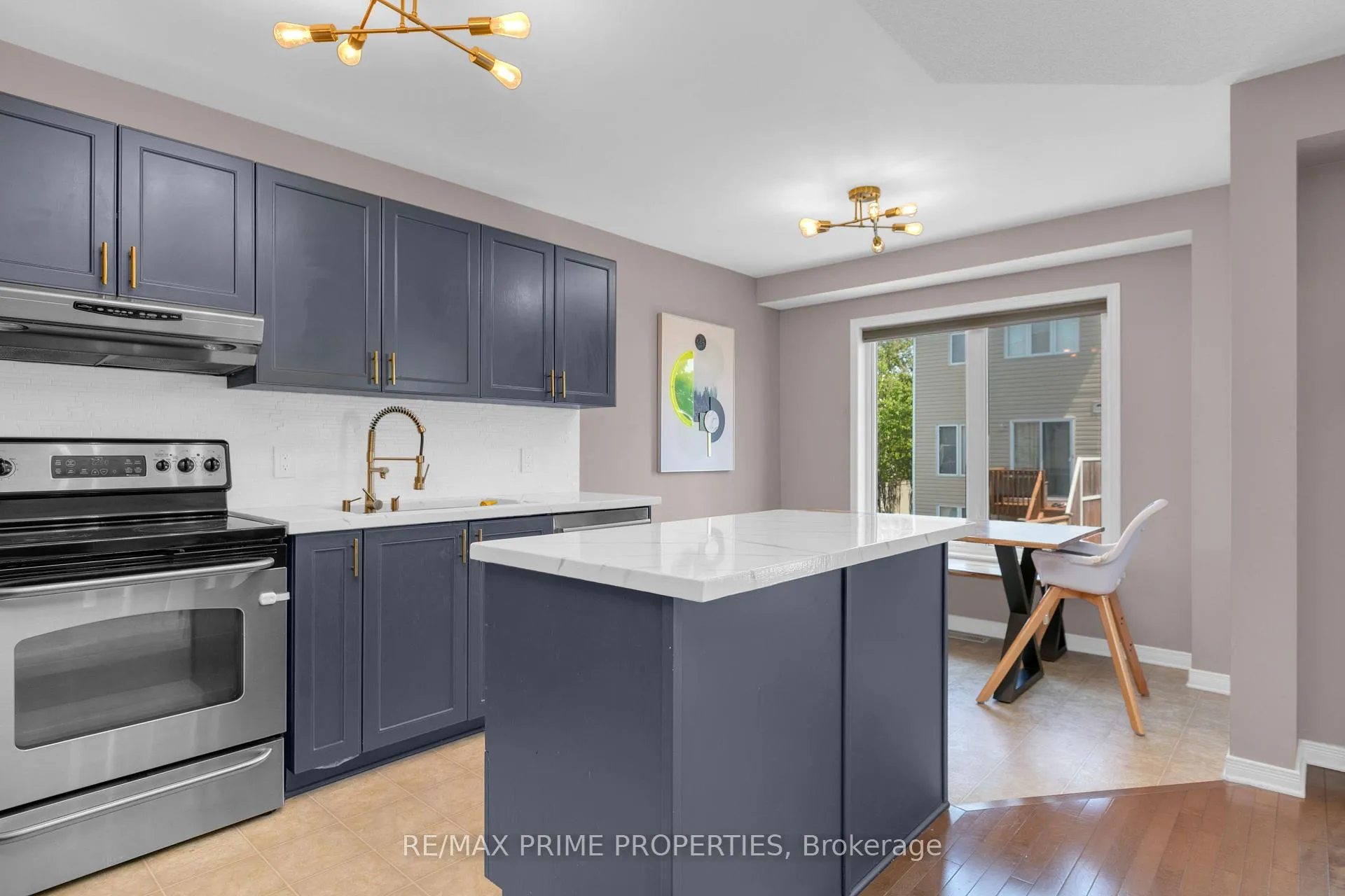 Photo 10 of 103 Freeport Drive, Ottawa, Kanata - Emerald Meadows/Trailwest — HOMEH