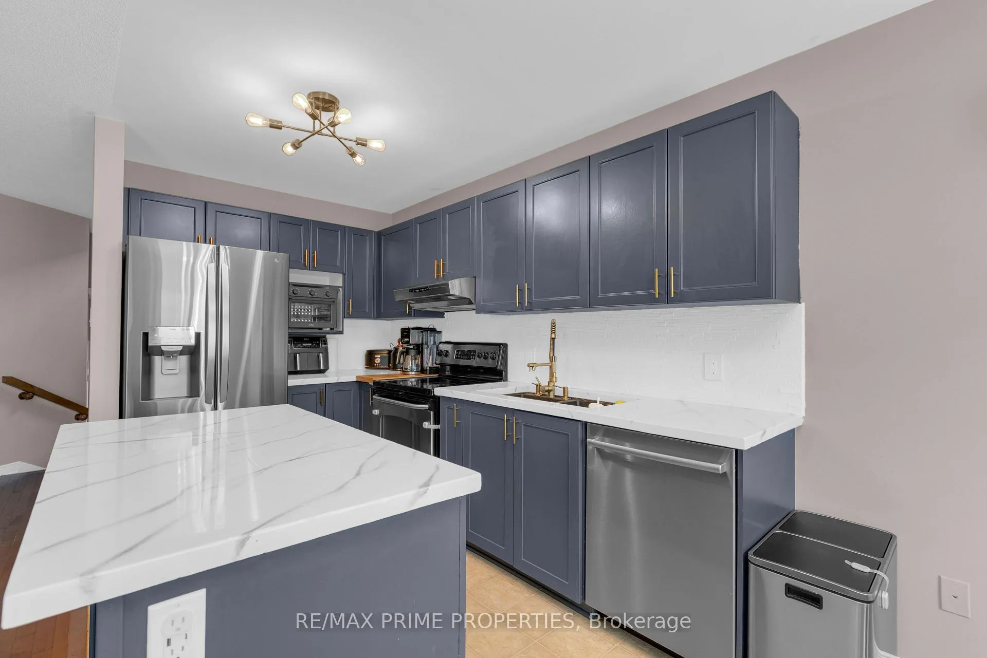 Photo 11 of 103 Freeport Drive, Ottawa, Kanata - Emerald Meadows/Trailwest — HOMEH