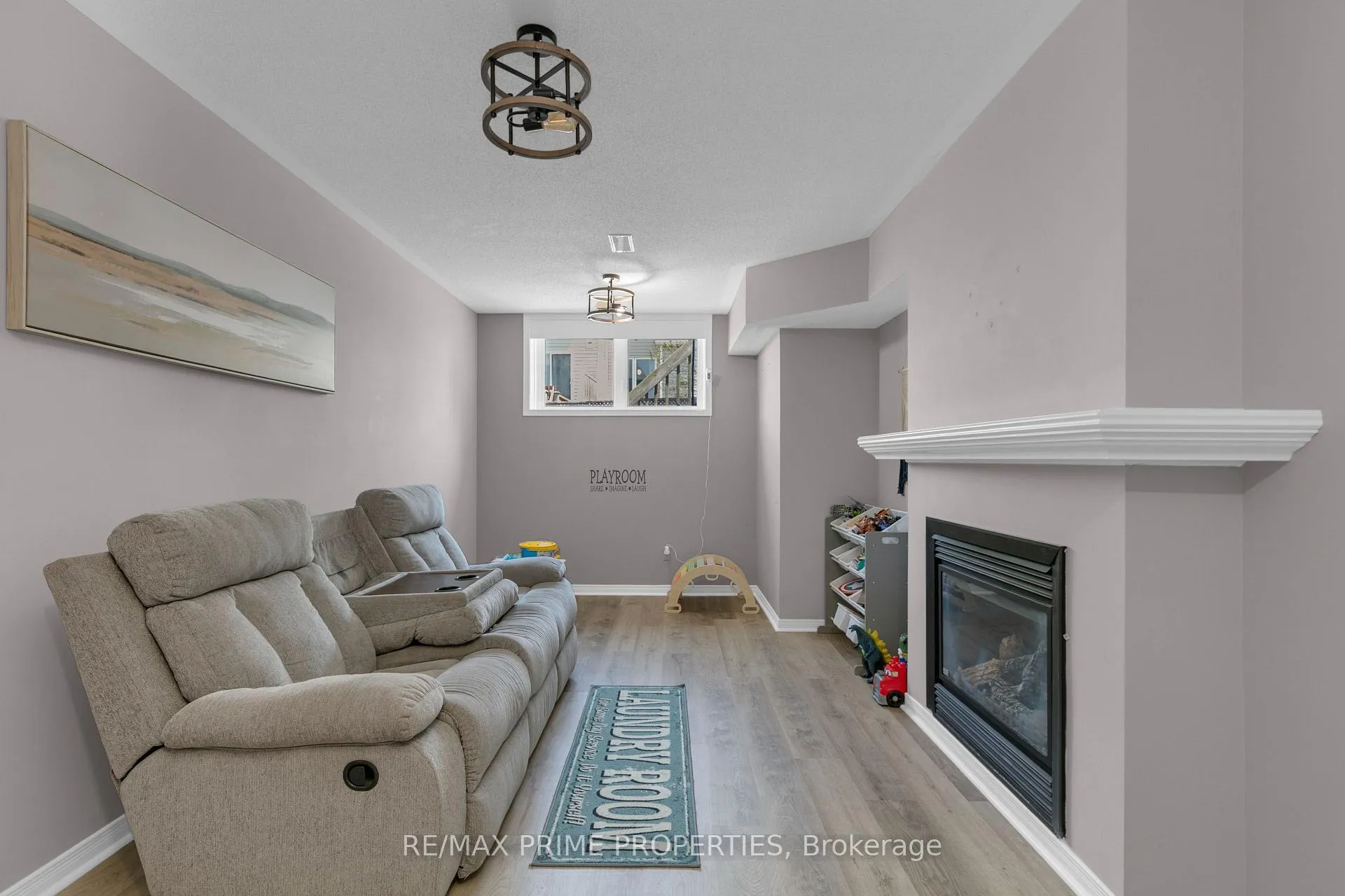 Photo 34 of 103 Freeport Drive, Ottawa, Kanata - Emerald Meadows/Trailwest — HOMEH