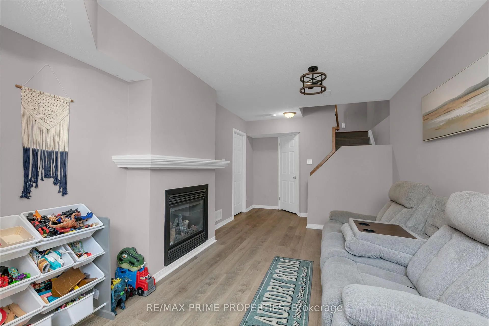 Photo 36 of 103 Freeport Drive, Ottawa, Kanata - Emerald Meadows/Trailwest — HOMEH
