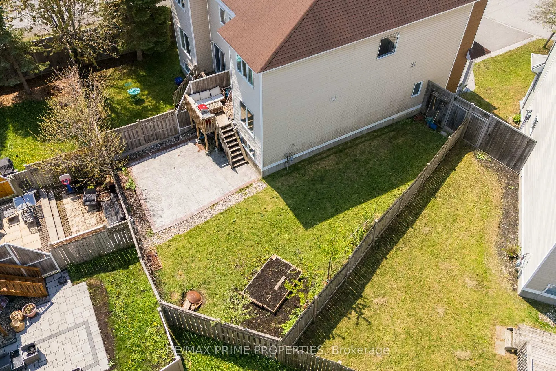 Photo 41 of 103 Freeport Drive, Ottawa, Kanata - Emerald Meadows/Trailwest — HOMEH