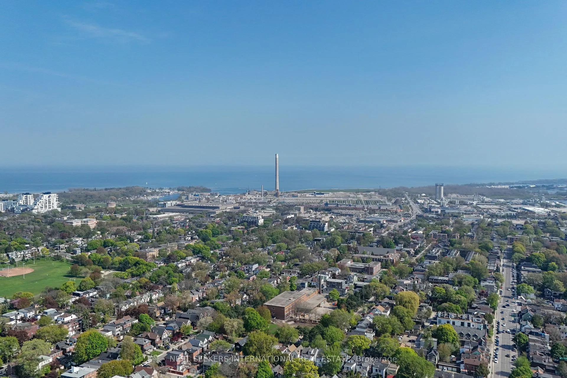 Photo 3 of 31 Ivy Avenue, Toronto, South Riverdale — HOMEH