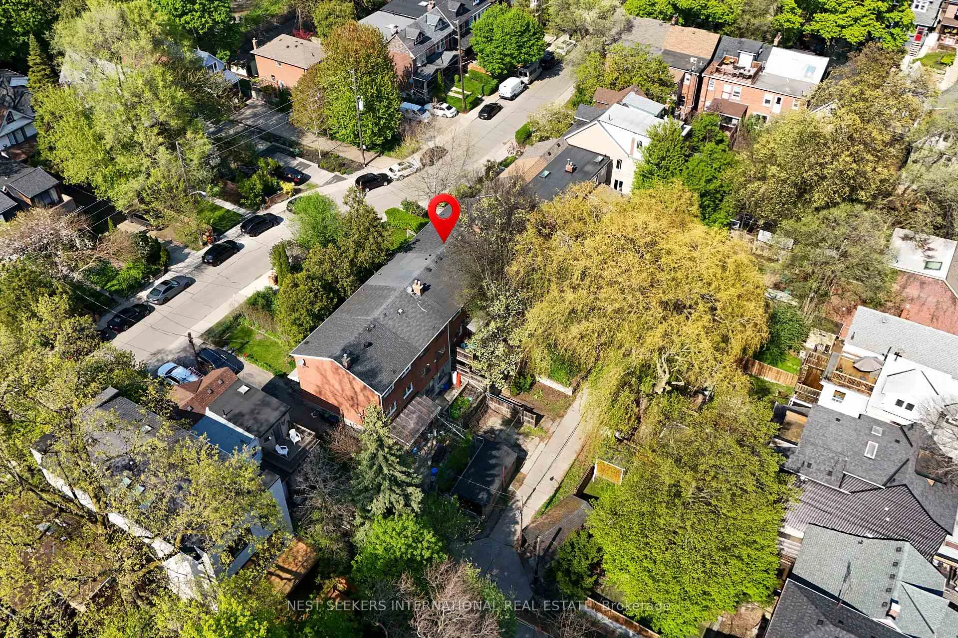 Photo 7 of 31 Ivy Avenue, Toronto, South Riverdale — HOMEH