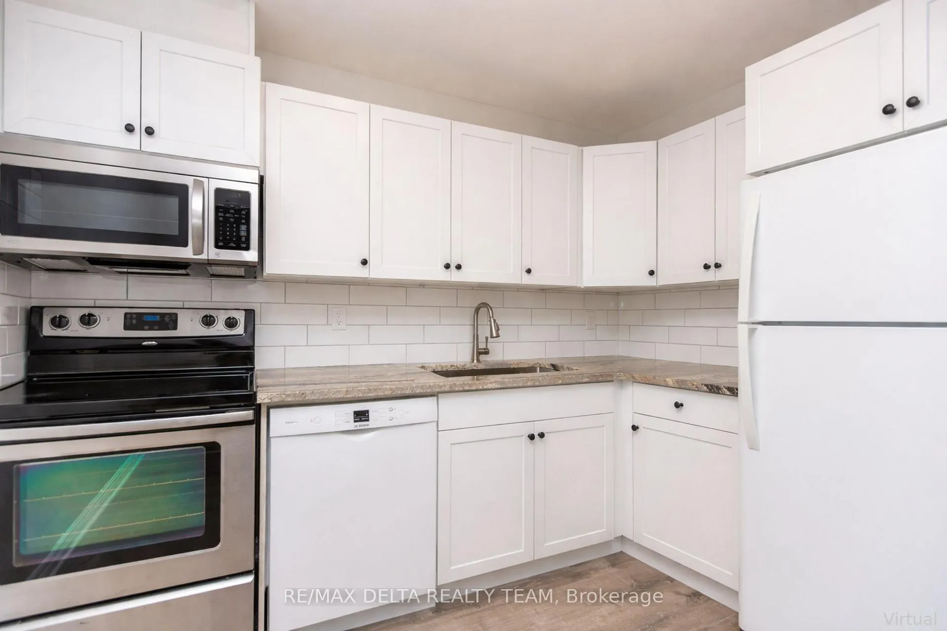 Photo 12 of Unit 8, 323 Monica Crescent, Ottawa, Bilberry Creek/Queenswood Heights — HOMEH