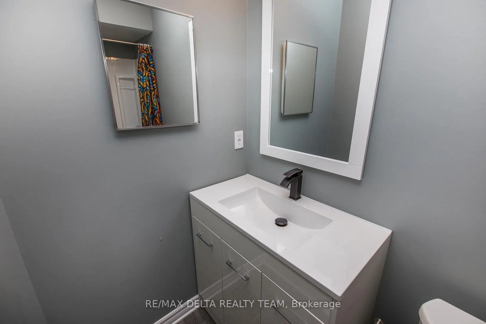 Photo 37 of Unit 8, 323 Monica Crescent, Ottawa, Bilberry Creek/Queenswood Heights — HOMEH