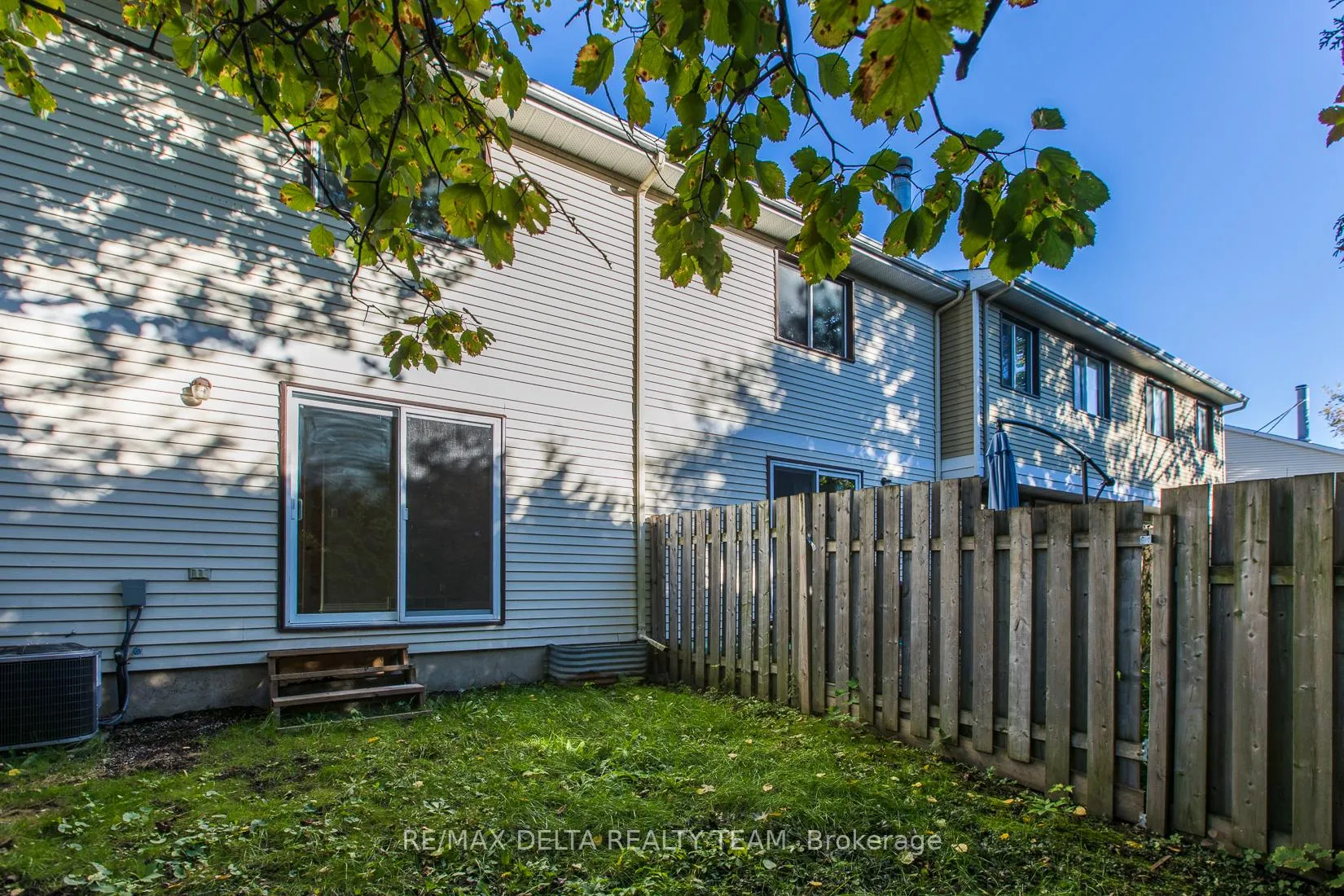 Photo 45 of Unit 8, 323 Monica Crescent, Ottawa, Bilberry Creek/Queenswood Heights — HOMEH