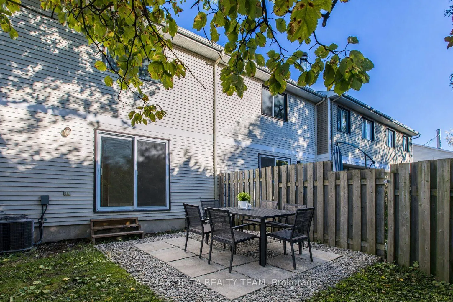 Photo 46 of Unit 8, 323 Monica Crescent, Ottawa, Bilberry Creek/Queenswood Heights — HOMEH