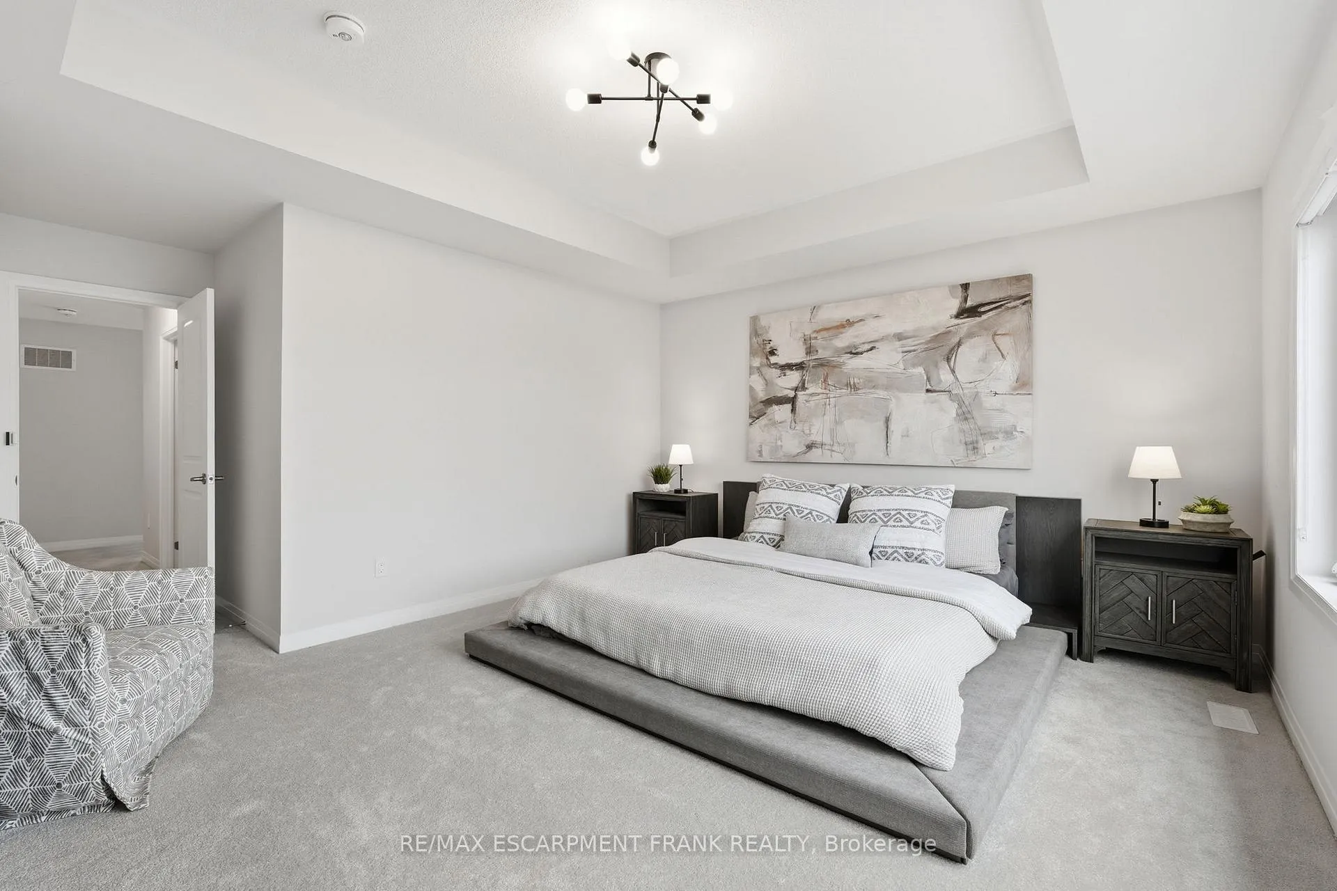 Photo 30 of 171 Spitfire Drive, Hamilton, Mount Hope — HOMEH