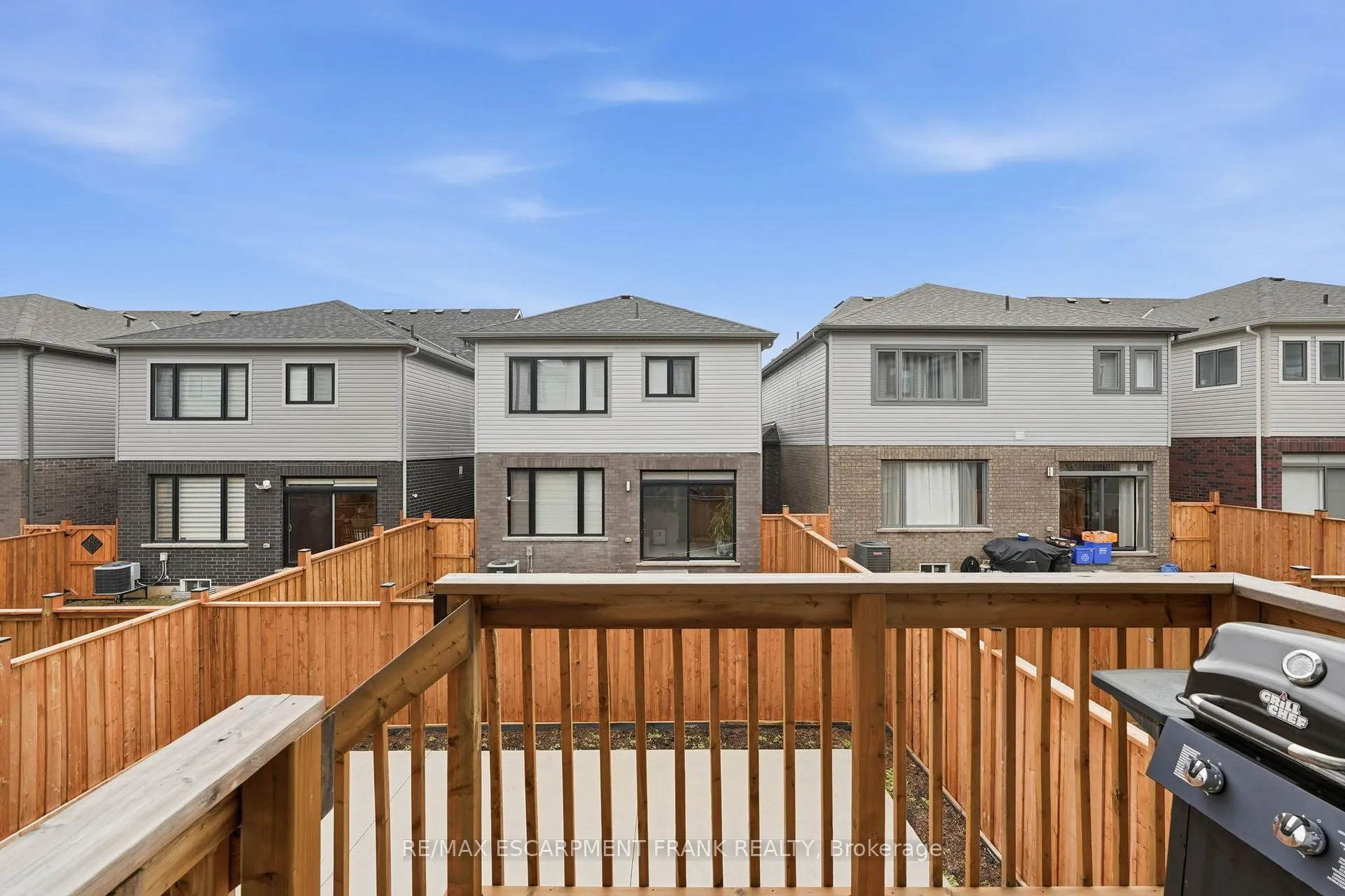 Photo 41 of 171 Spitfire Drive, Hamilton, Mount Hope — HOMEH