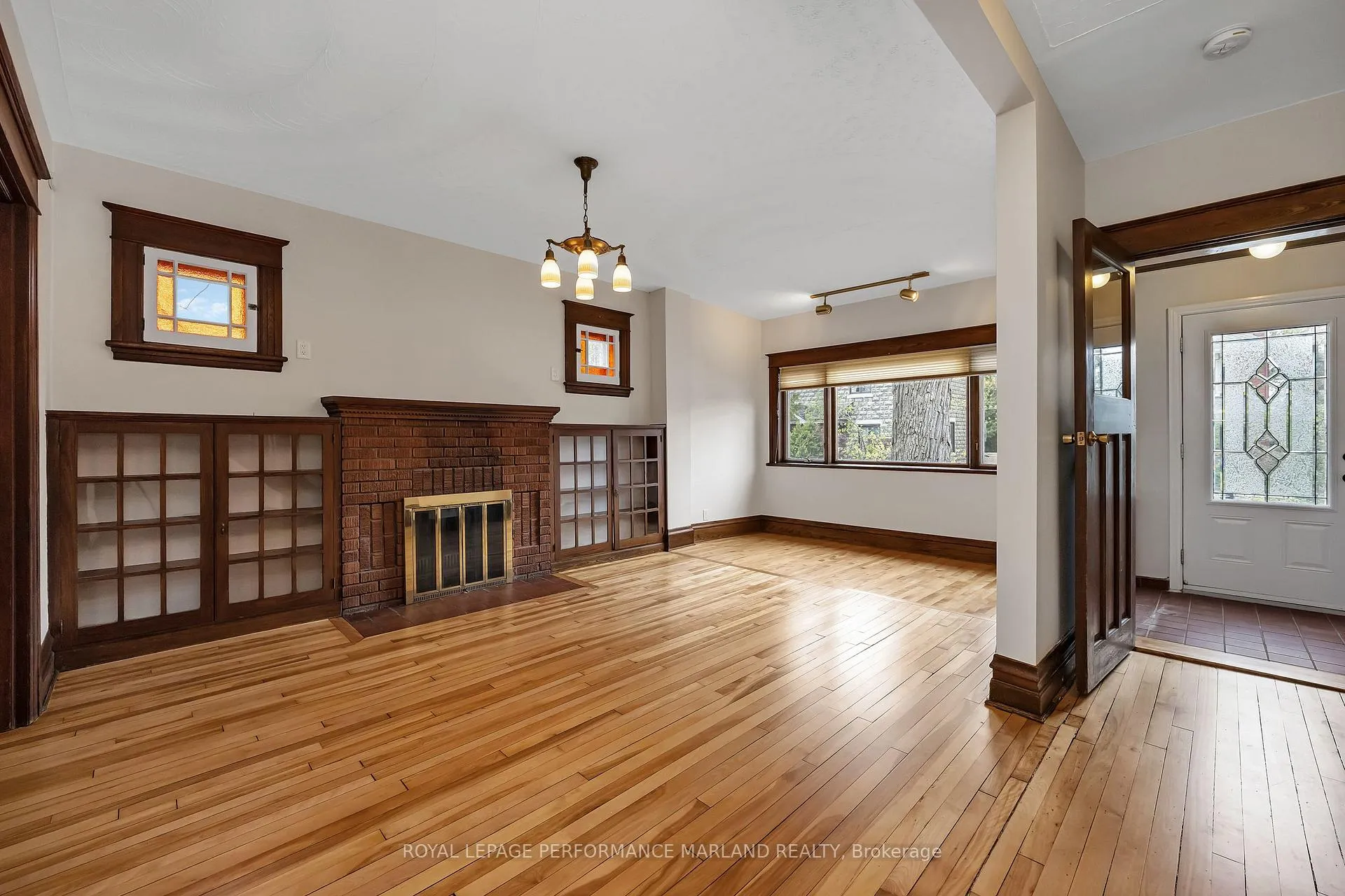 Photo 2 of 155 Belmont Avenue, Ottawa, Old Ottawa South — HOMEH