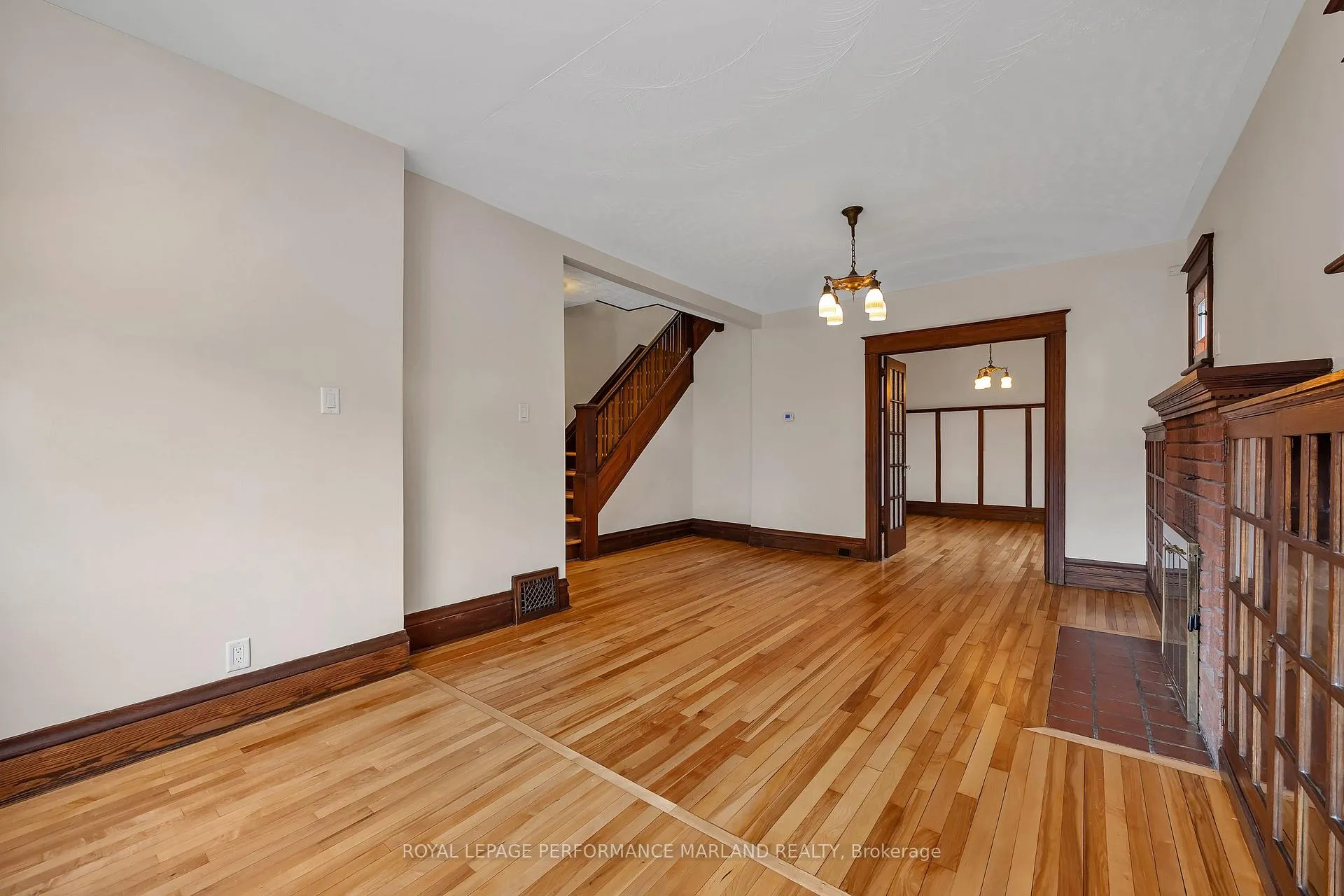 Photo 3 of 155 Belmont Avenue, Ottawa, Old Ottawa South — HOMEH
