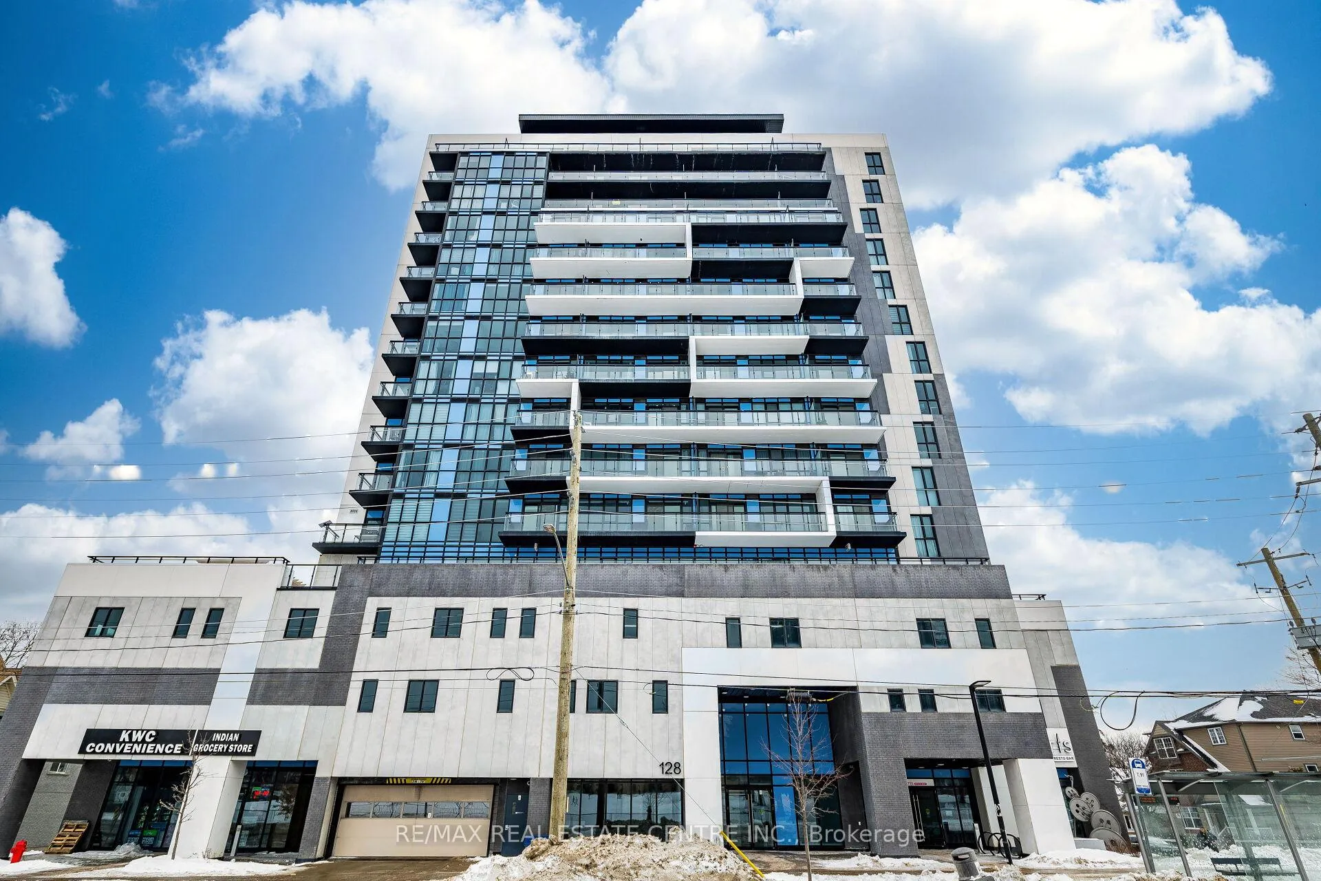 Photo 2 of Unit 1007, 128 King Street N, Waterloo, Downtown Waterloo — HOMEH