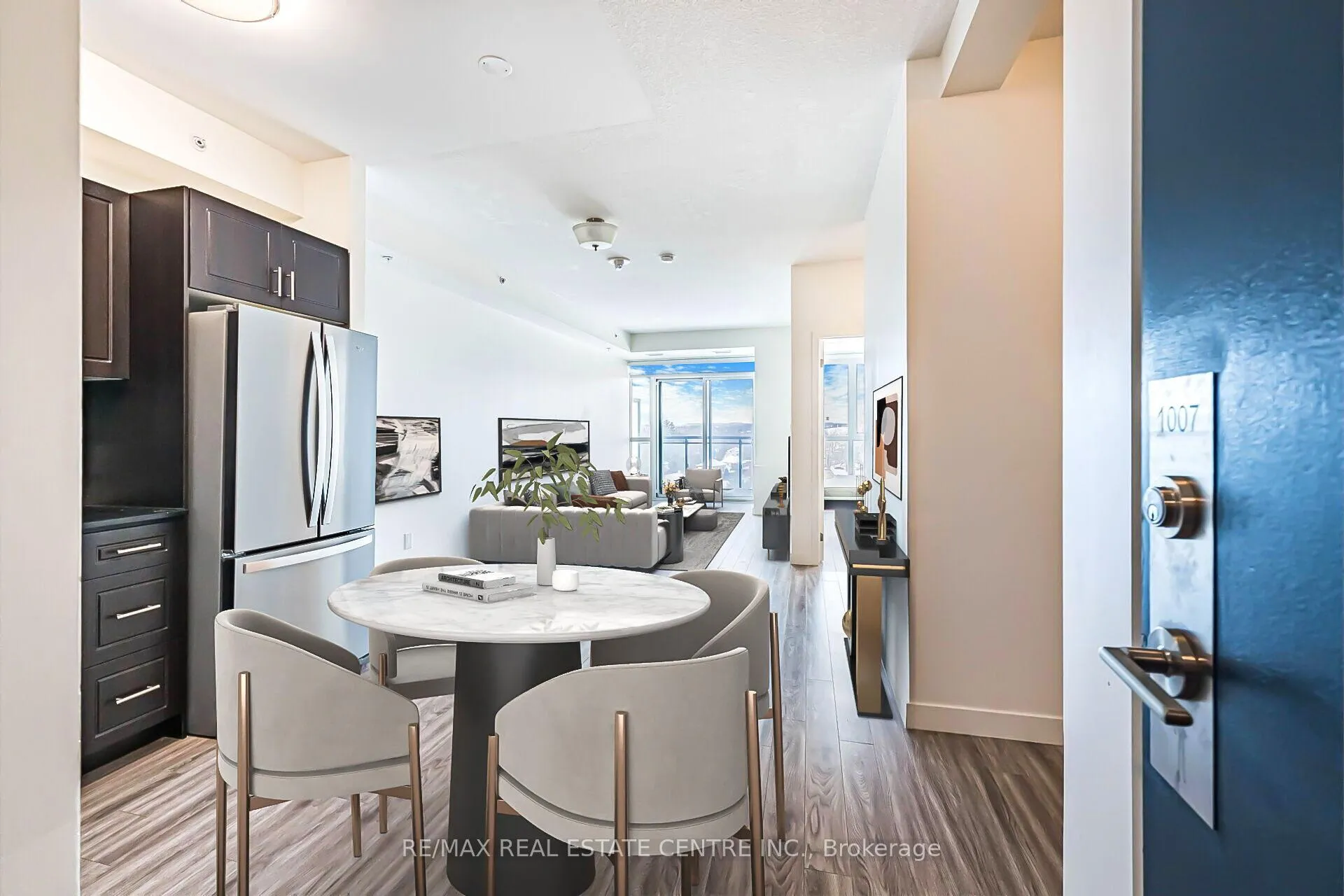 Photo 6 of Unit 1007, 128 King Street N, Waterloo, Downtown Waterloo — HOMEH