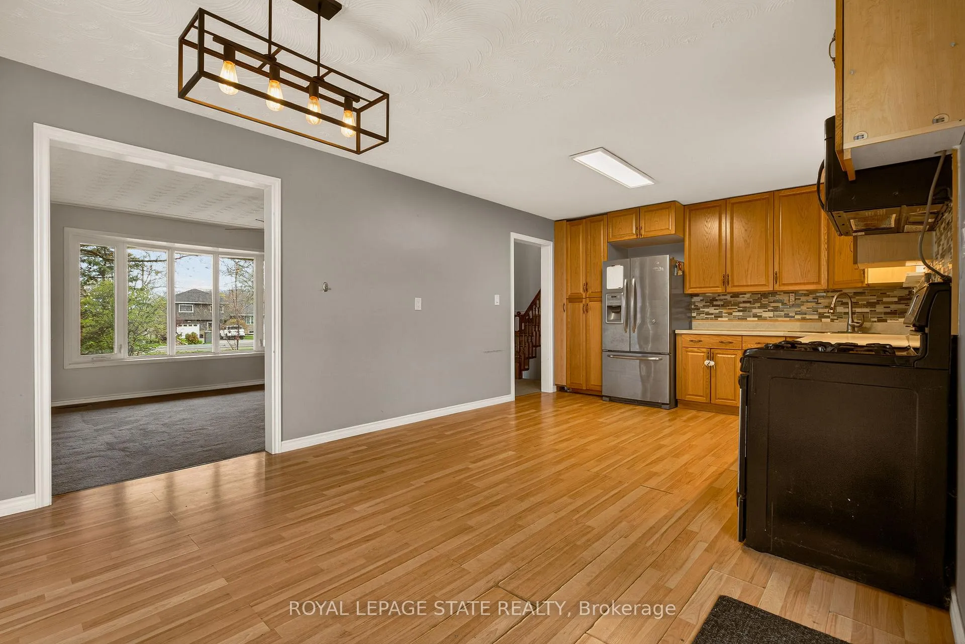 Photo 12 of 564 Trinity Church Road, Hamilton, Rural Glanbrook — HOMEH