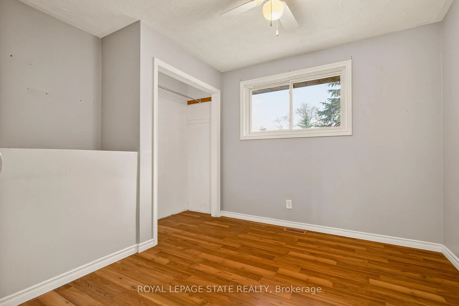 Photo 13 of 564 Trinity Church Road, Hamilton, Rural Glanbrook — HOMEH