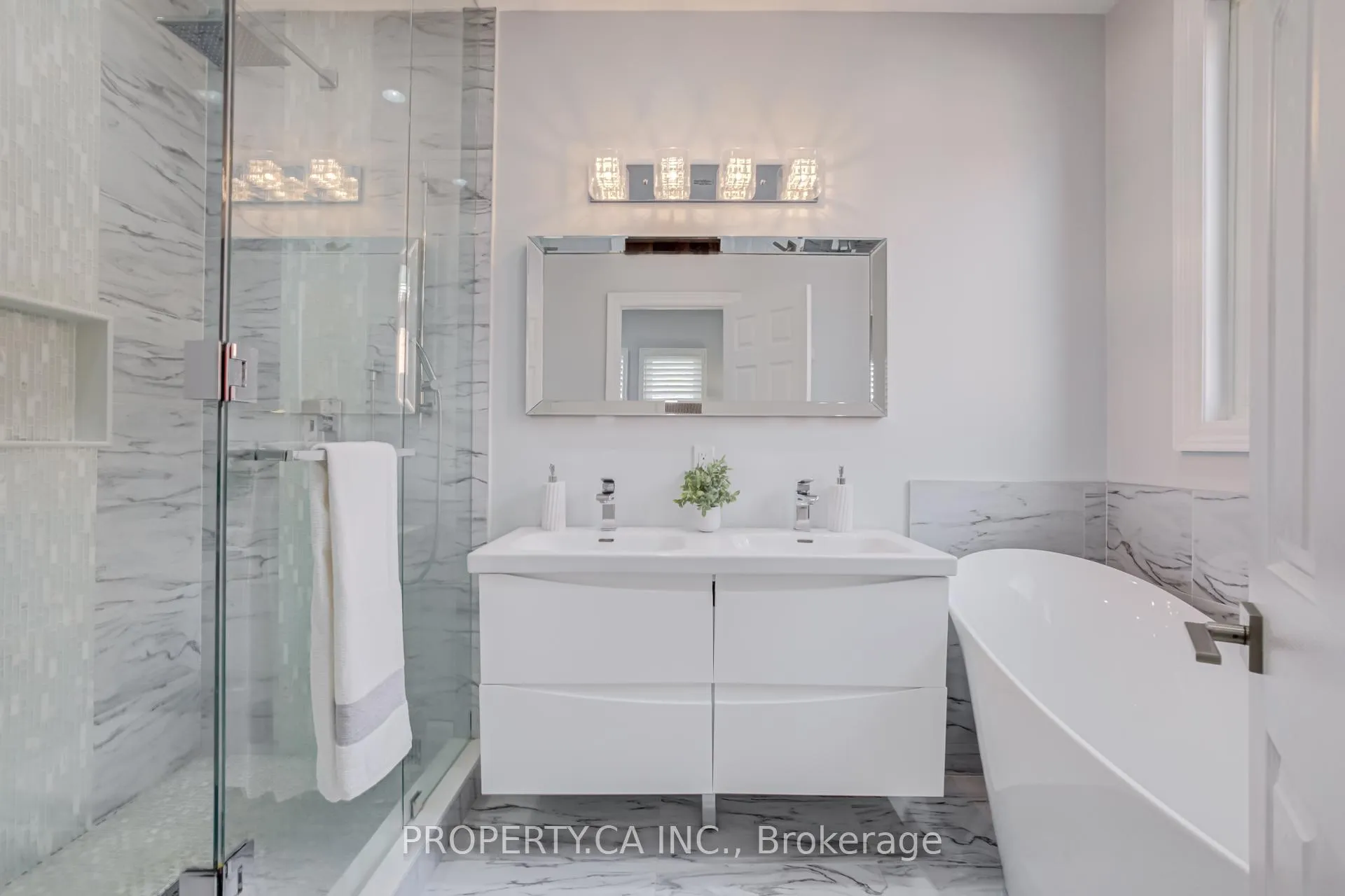 Photo 23 of 150 Brookmill Drive, Vaughan, Brownridge — HOMEH
