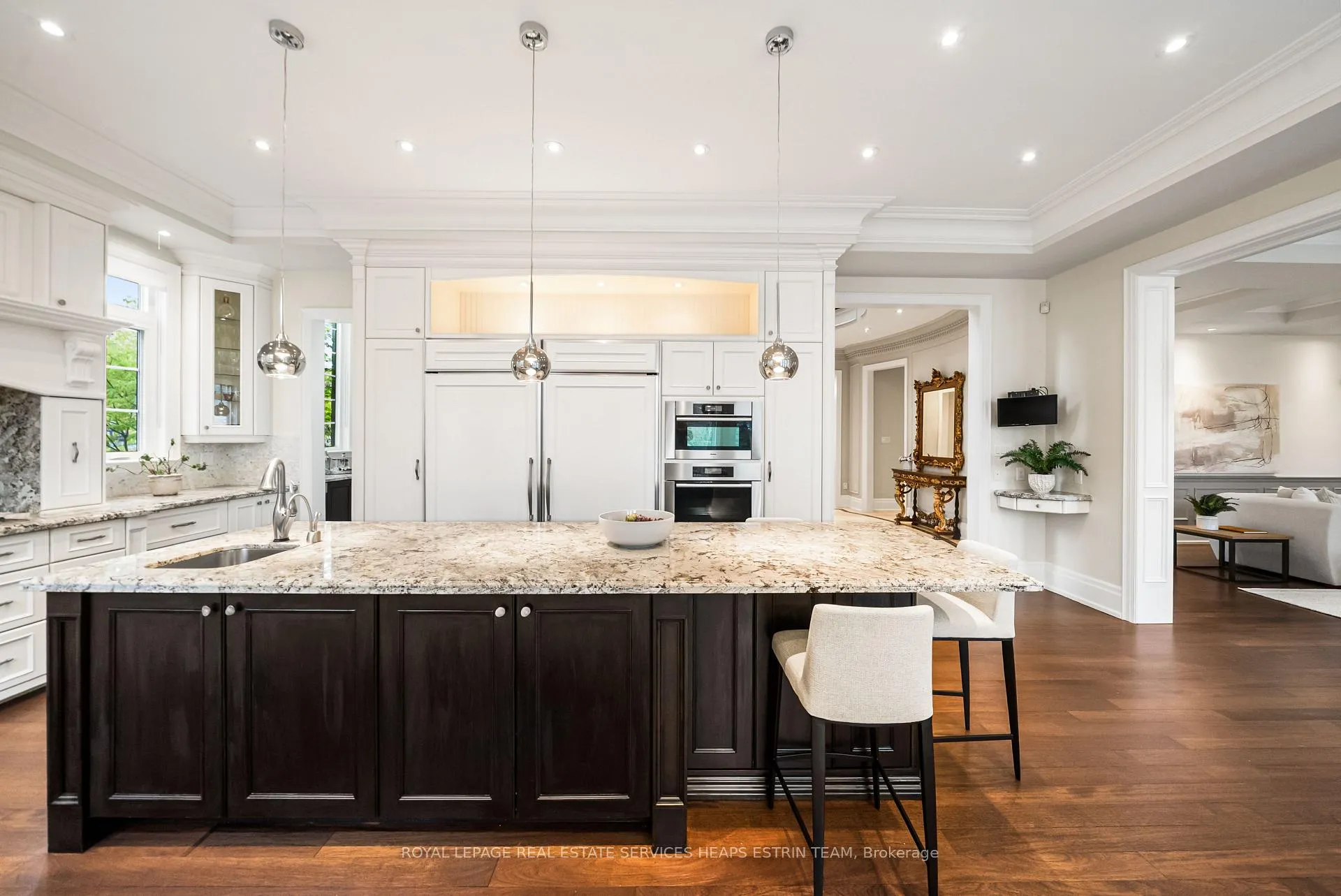 Photo 12 of 2 Braecrest Avenue, Etobicoke, Humber Heights — HOMEH